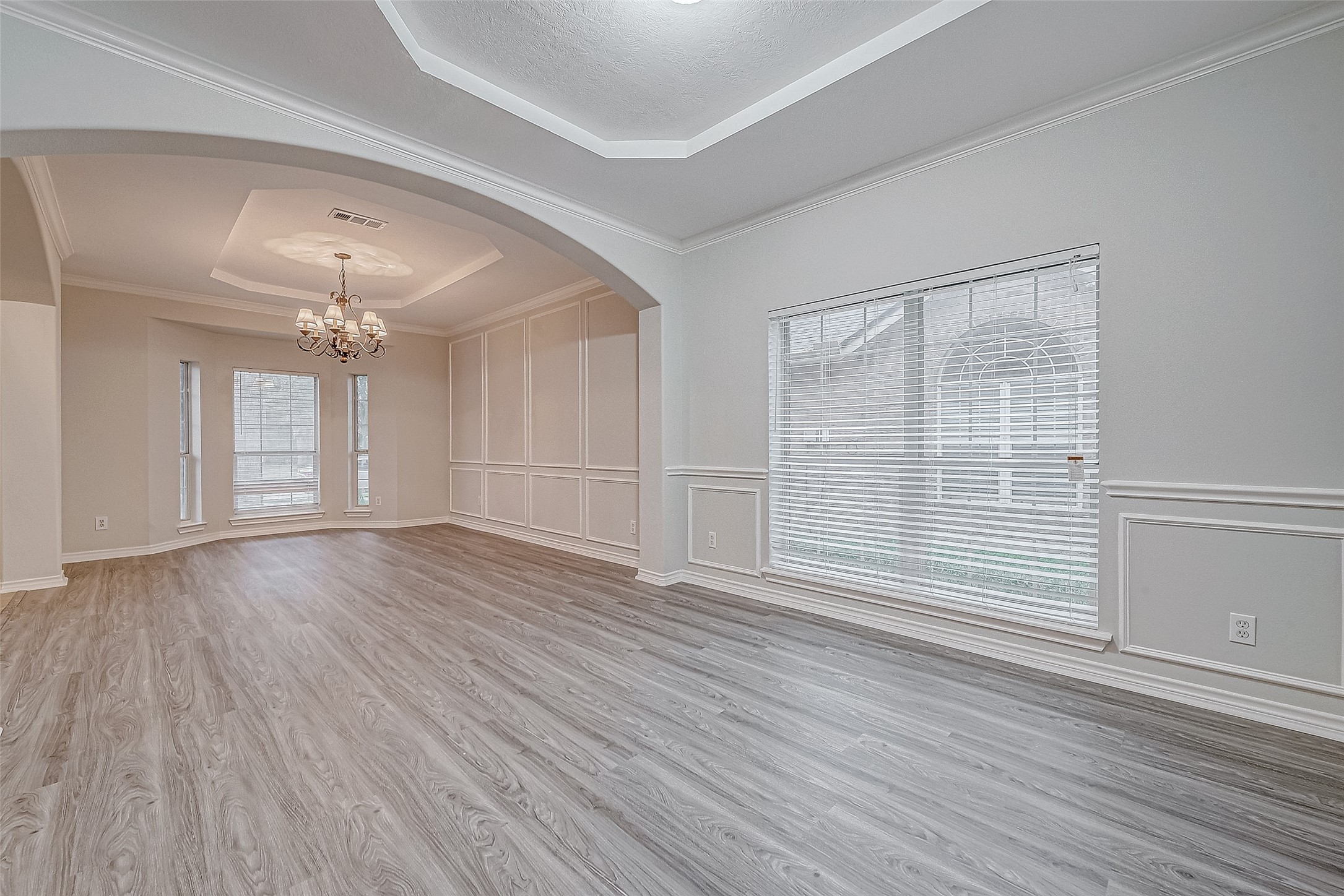 10327 Sablebrook Lane, Houston, TX 77095