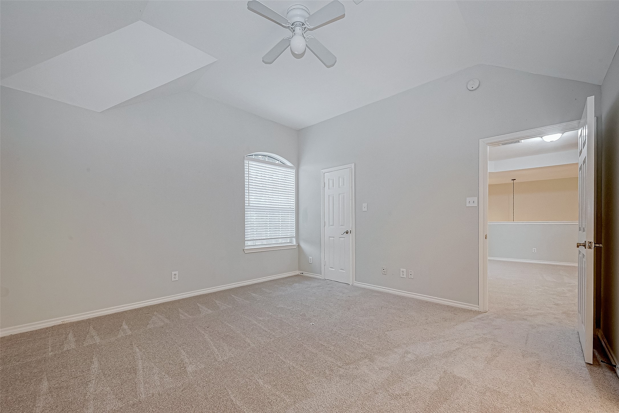2nd floor bedroom 4