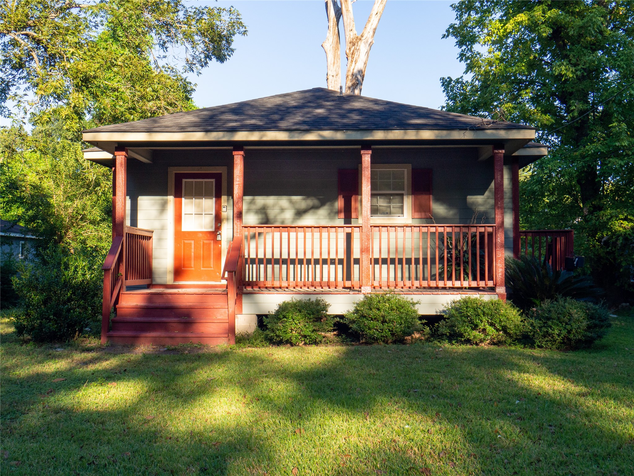 5706 Tuskegee Street, Houston, TX 77091
