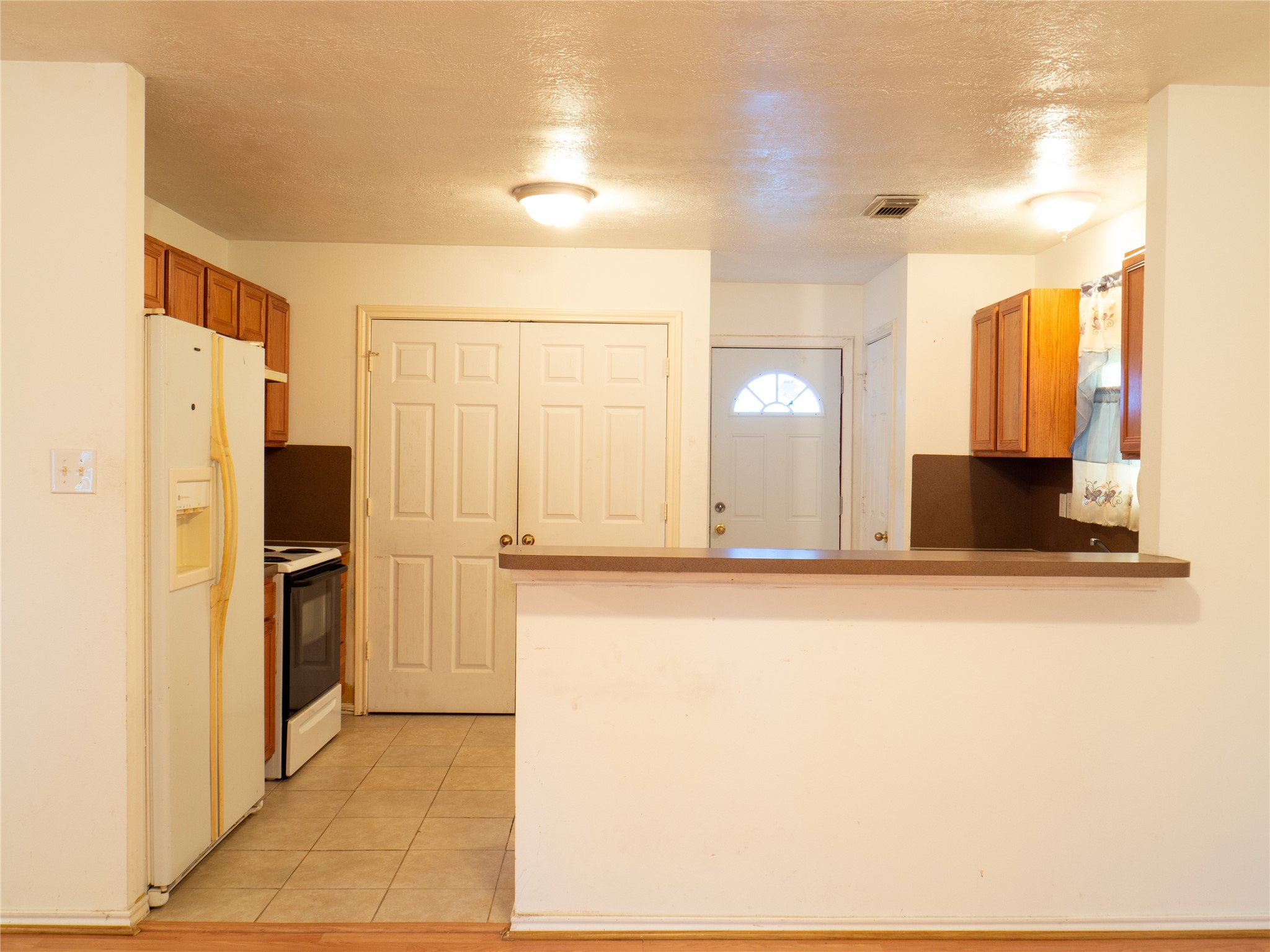 5706 Tuskegee Street, Houston, TX 77091 5706 Tuskegee Street, Houston, TX 77091