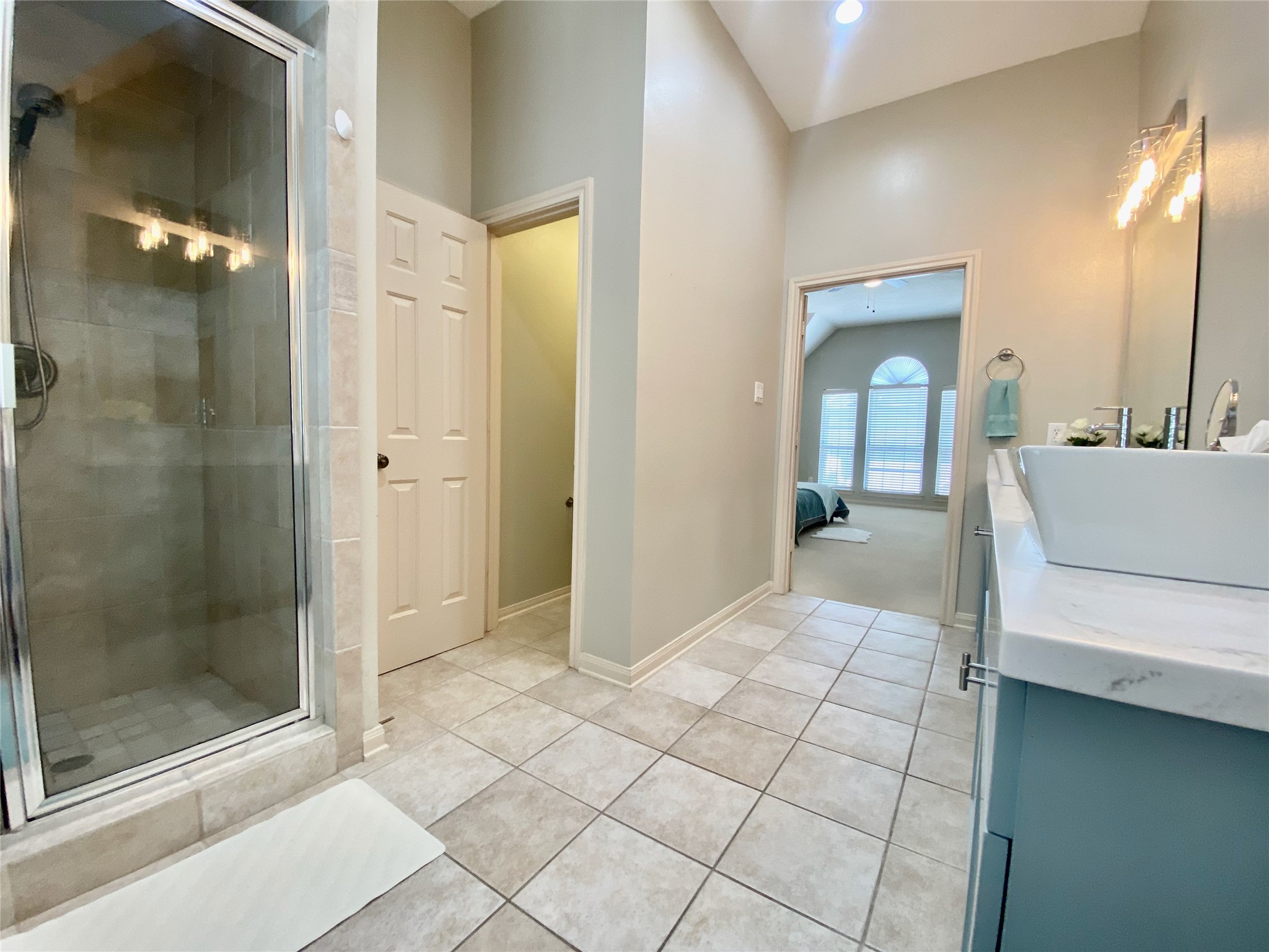 Separate walk-in shower