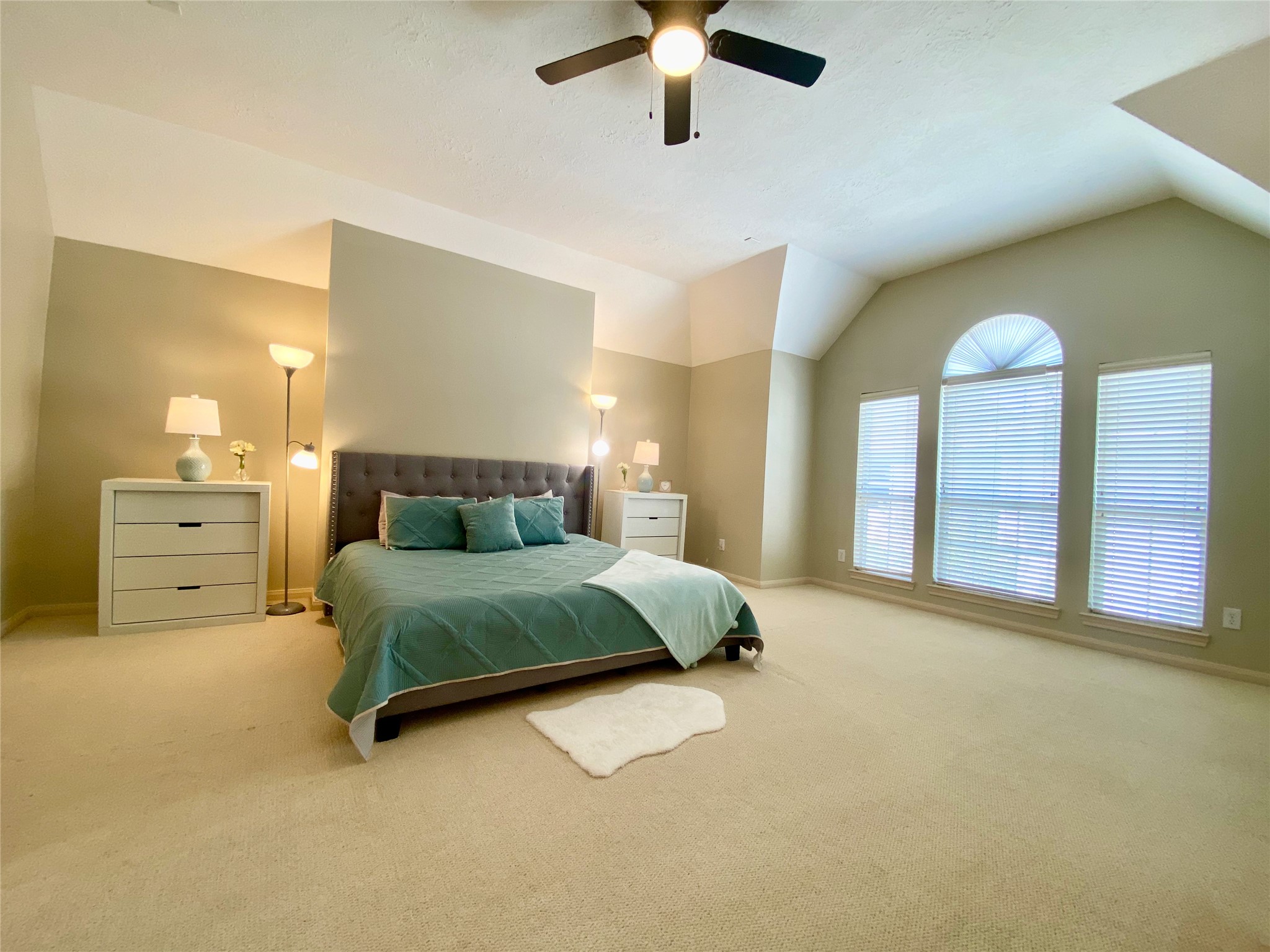 Primary suite