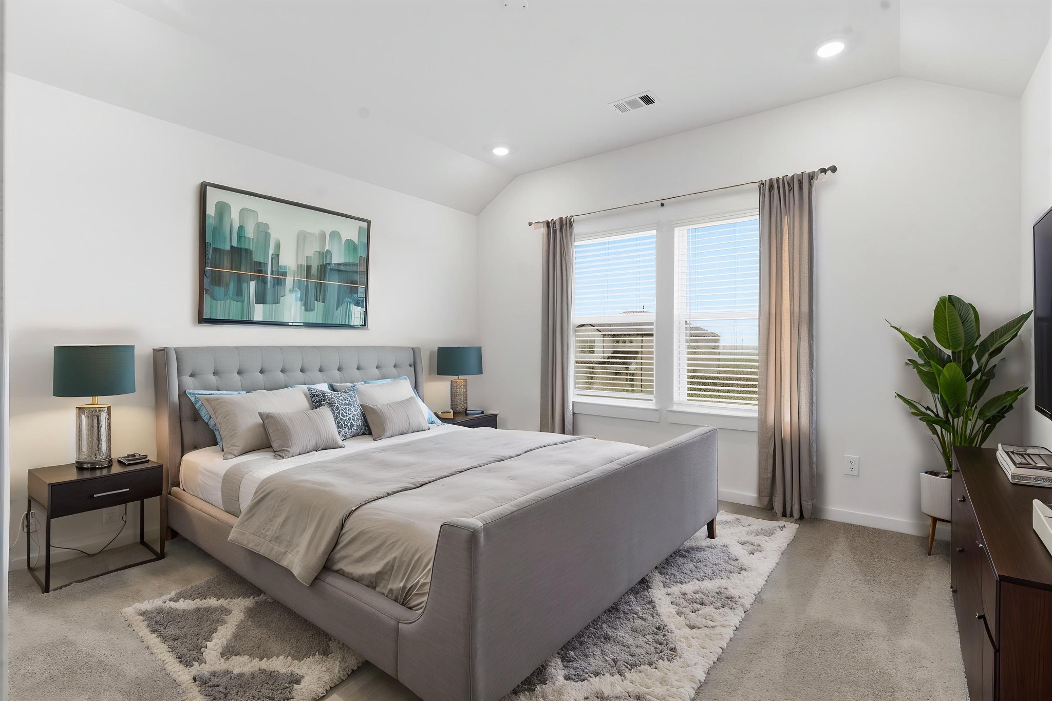 Disclaimer: Image is for illustrative purposes only and may not represent the actual property, features, finishes, or amenities. Actual property details may vary.