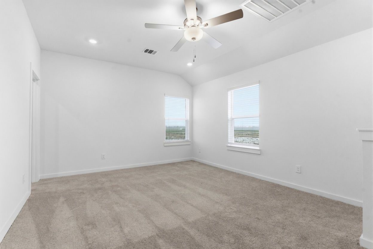 Disclaimer: Image is for illustrative purposes only and may not represent the actual property, features, finishes, or amenities. Actual property details may vary.