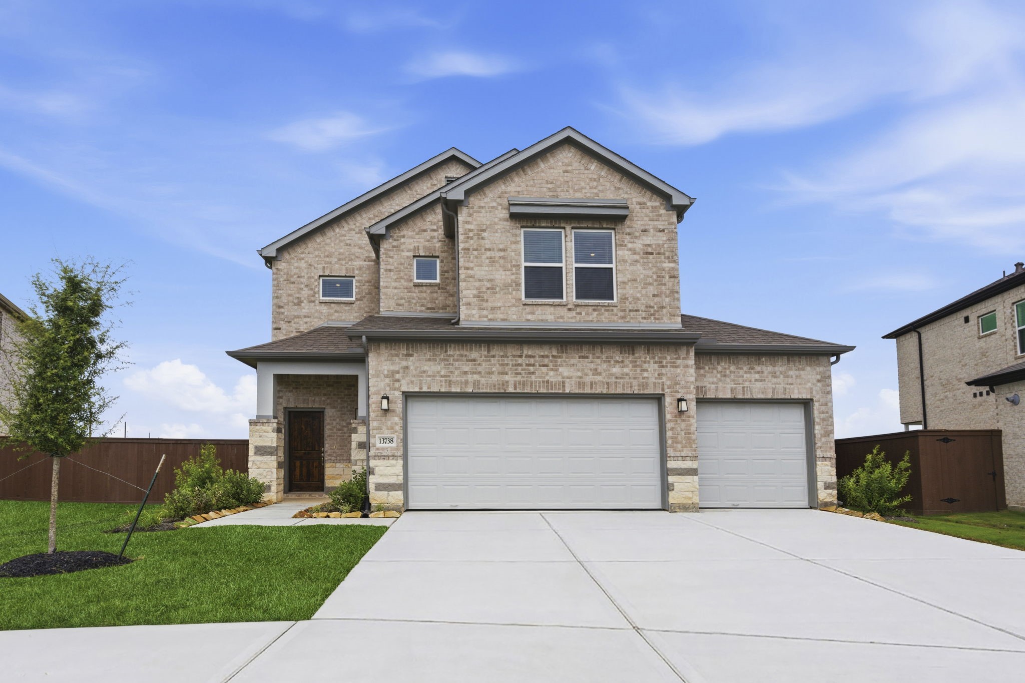 Disclaimer: Image is for illustrative purposes only and may not represent the actual property, features, finishes, or amenities. Actual property details may vary.