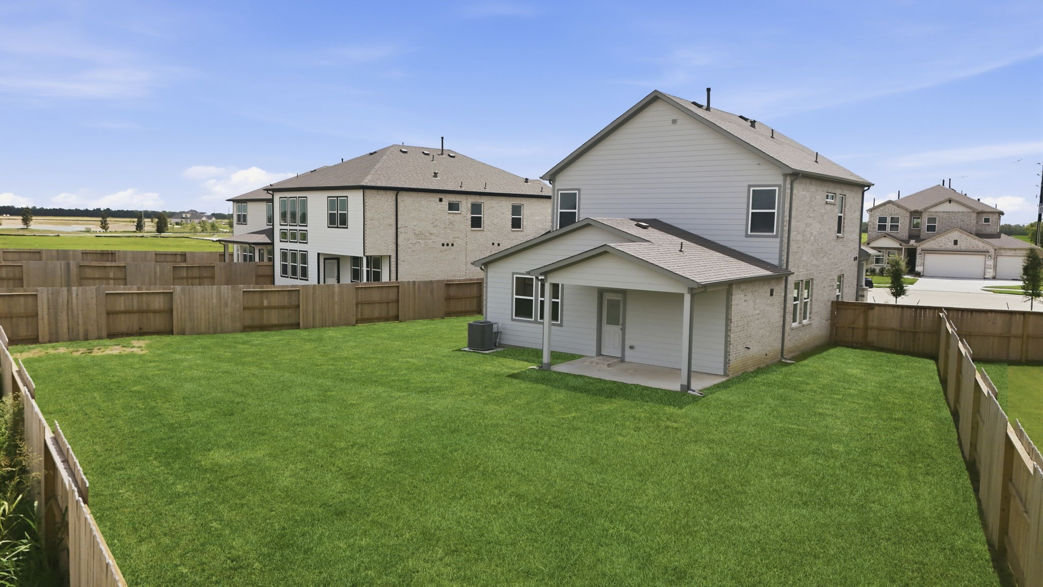 Disclaimer: Image is for illustrative purposes only and may not represent the actual property, features, finishes, or amenities. Actual property details may vary.