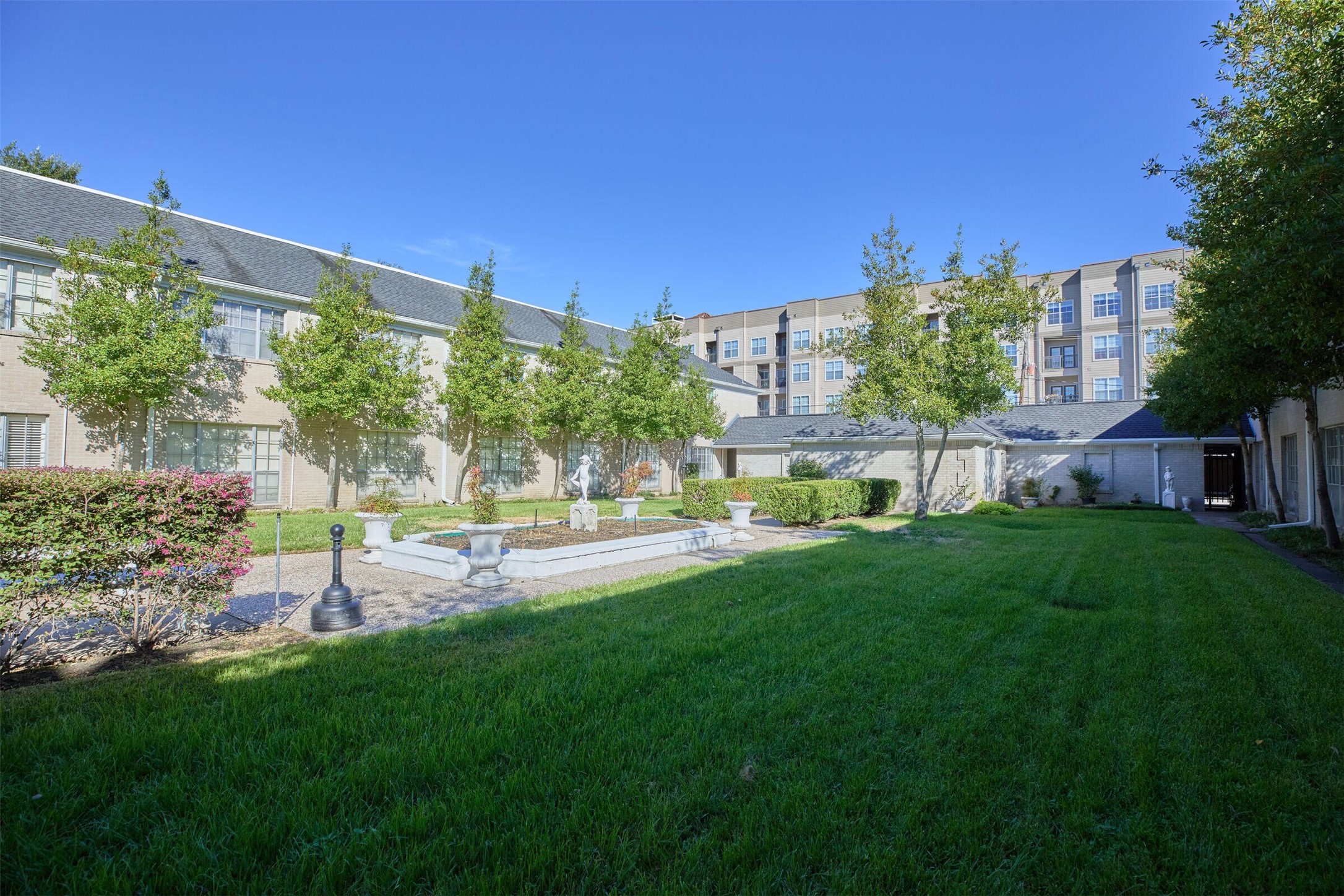 2600 Bellefontaine Street, #A24, Houston, TX 77025
