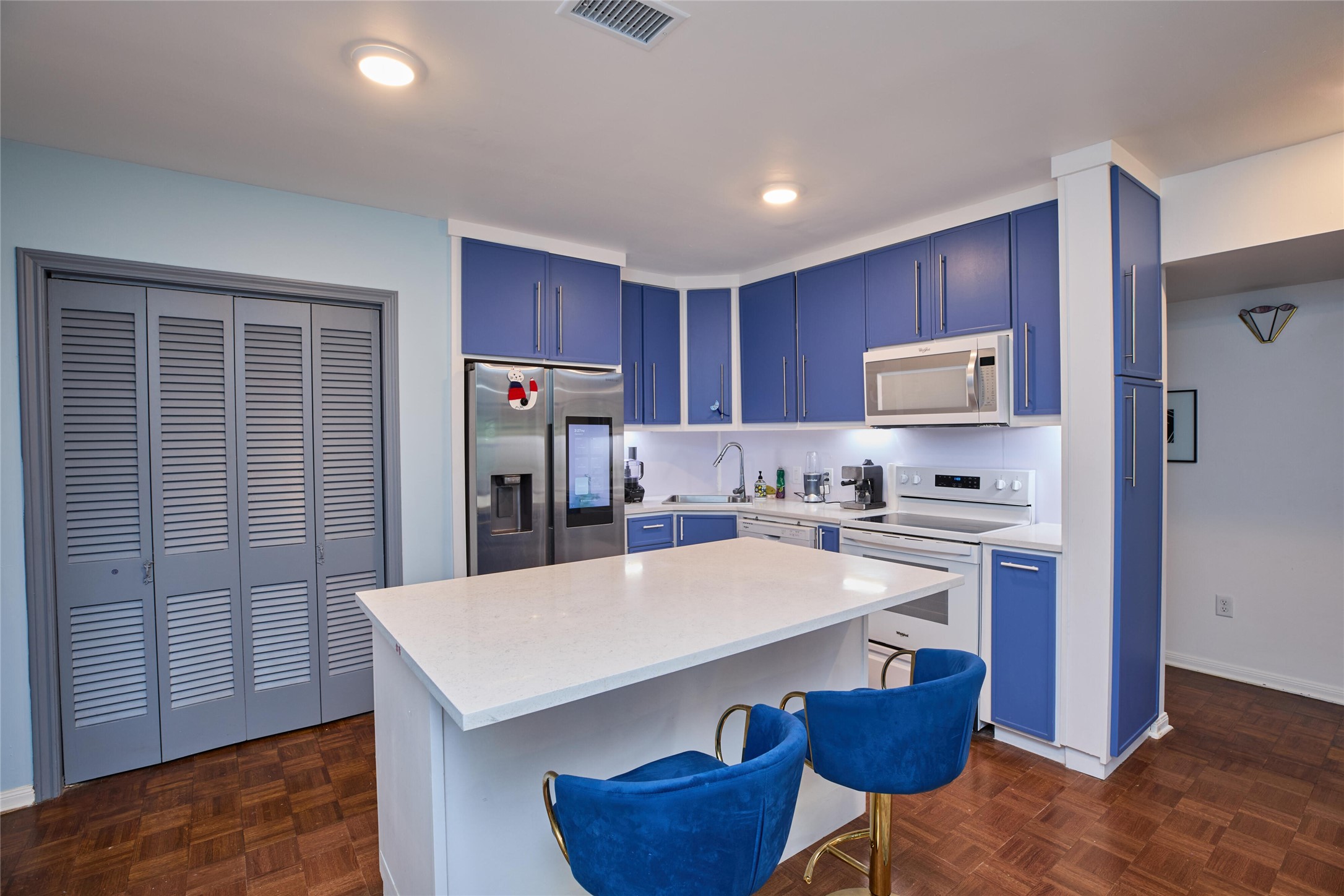 2600 Bellefontaine Street, #A24, Houston, TX 77025 2600 Bellefontaine Street, #A24, Houston, TX 77025