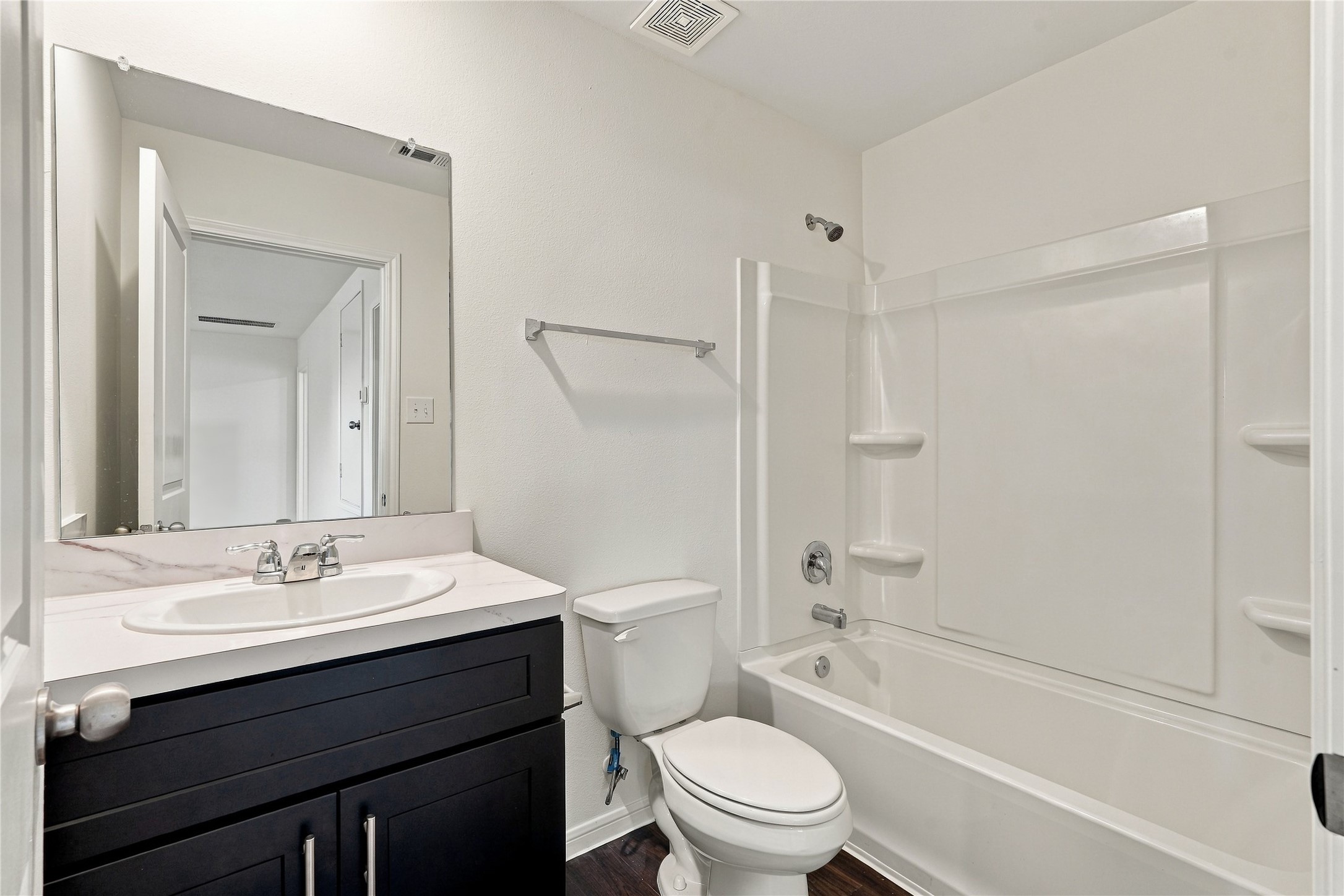 Full Bathroom upstairs