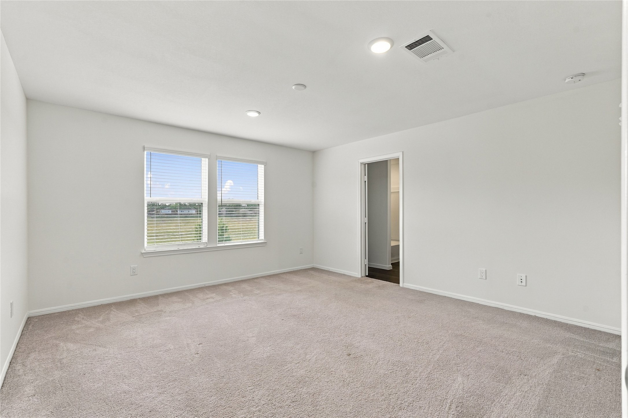 Great sized Game Room upstairs