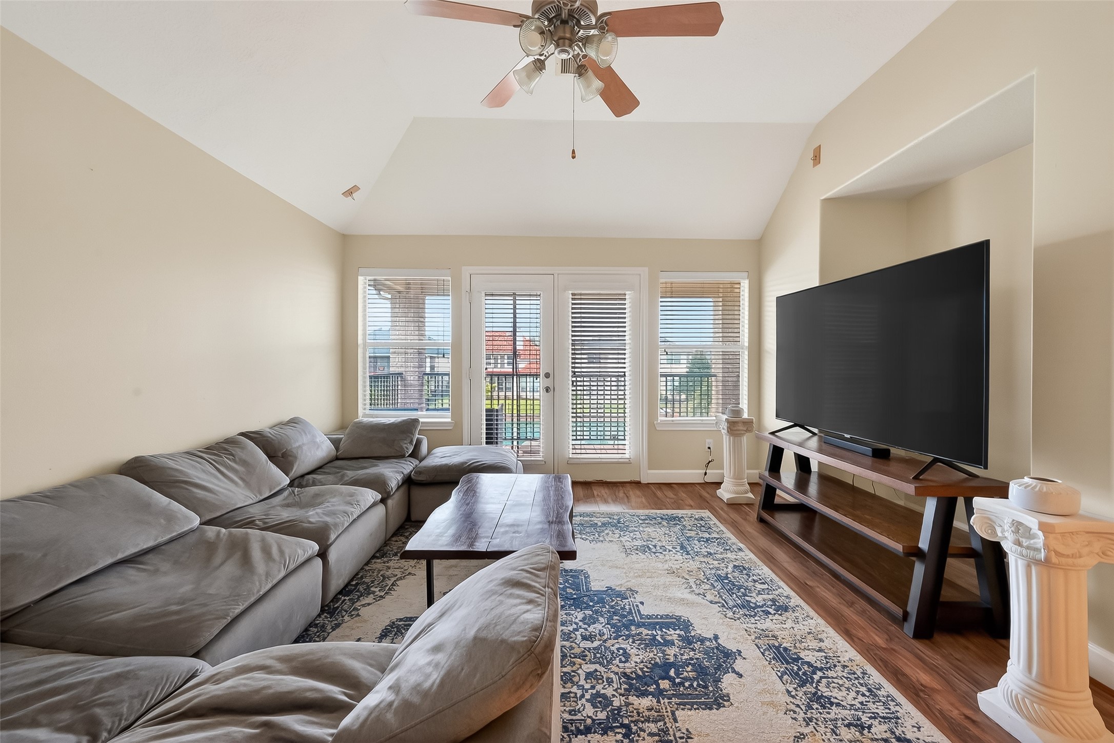 14419 Manorbier Lane, Sugar Land, TX 77498