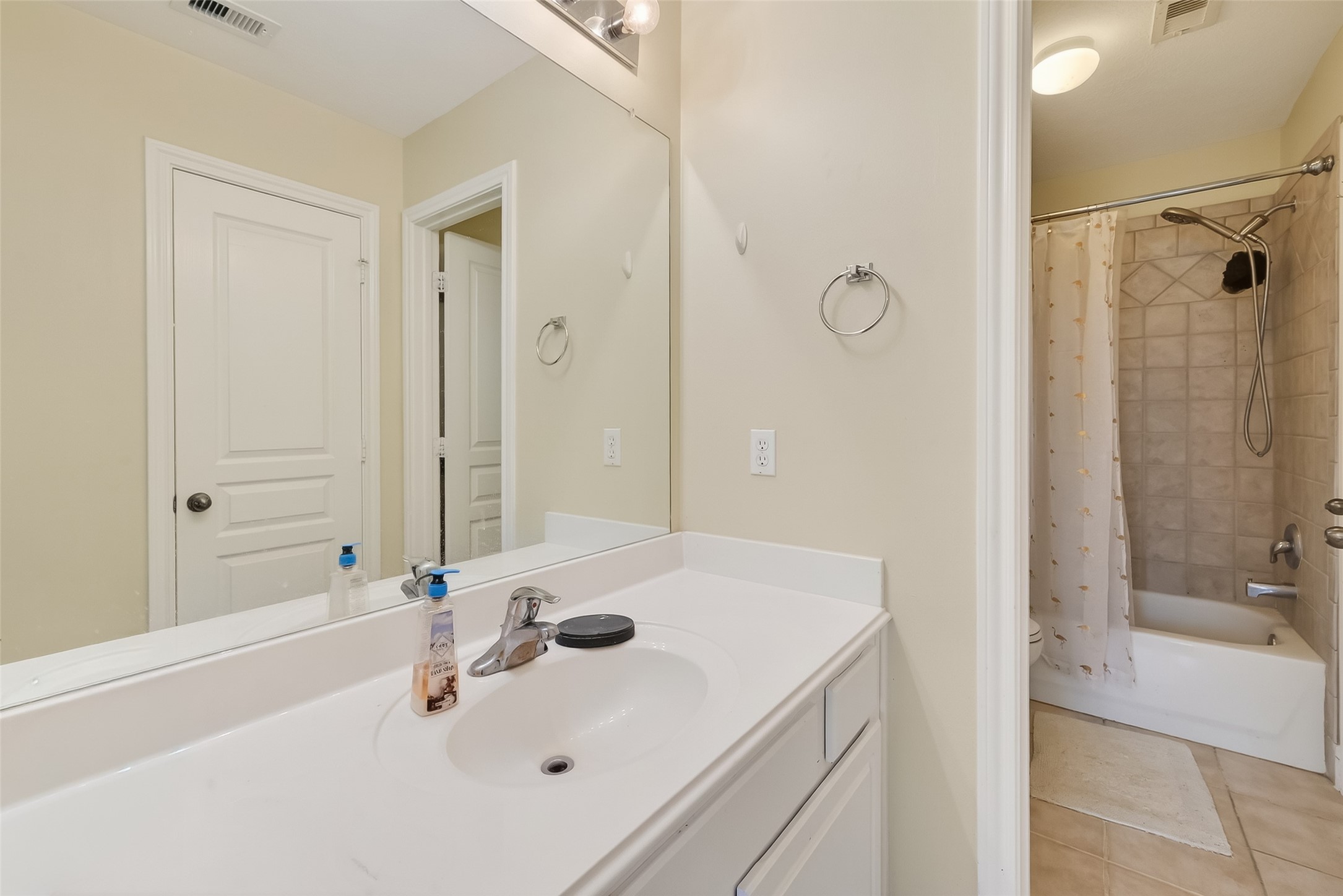 14419 Manorbier Lane, Sugar Land, TX 77498