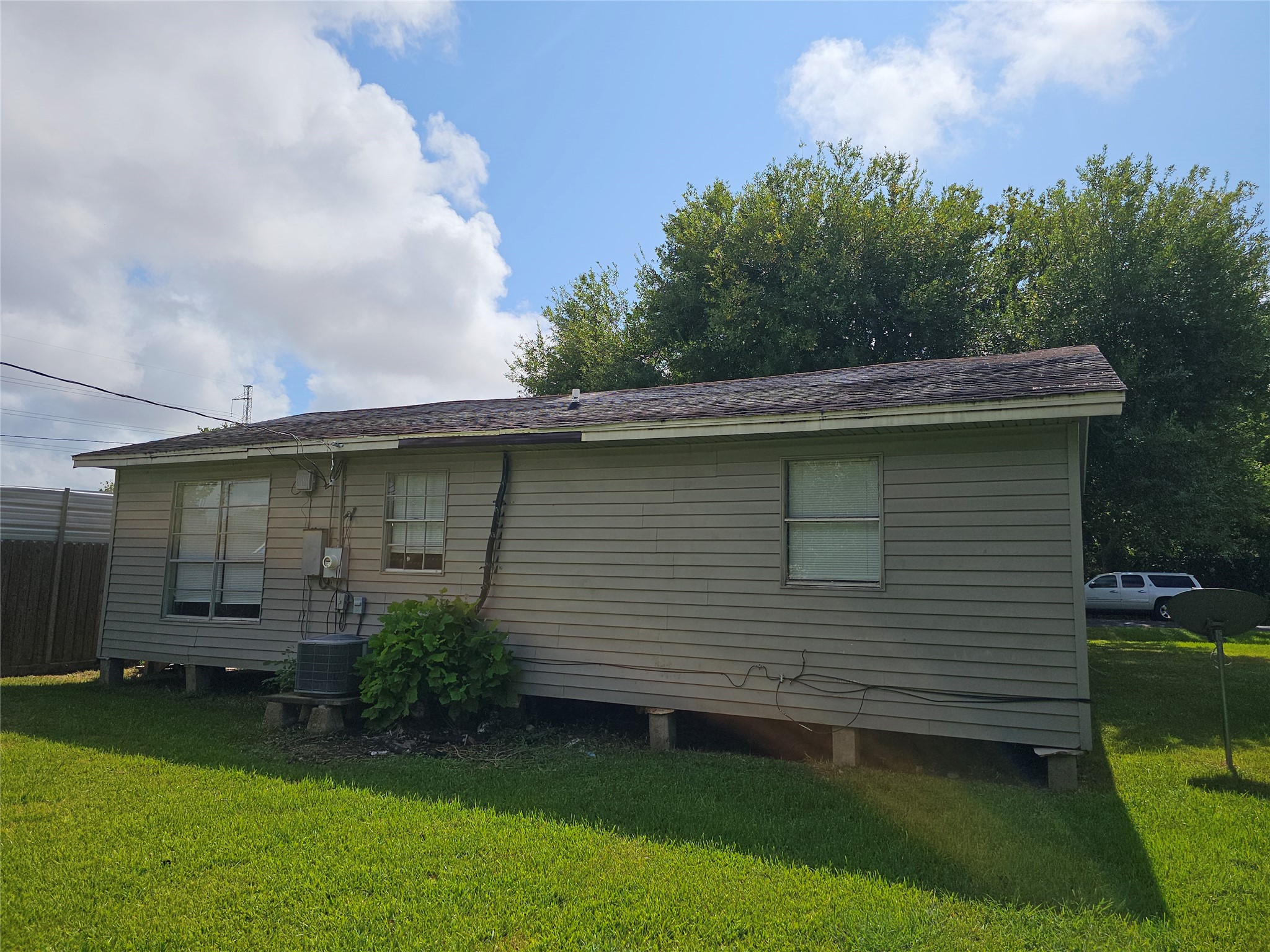 3316 Texas Avenue, Texas City, TX 77590