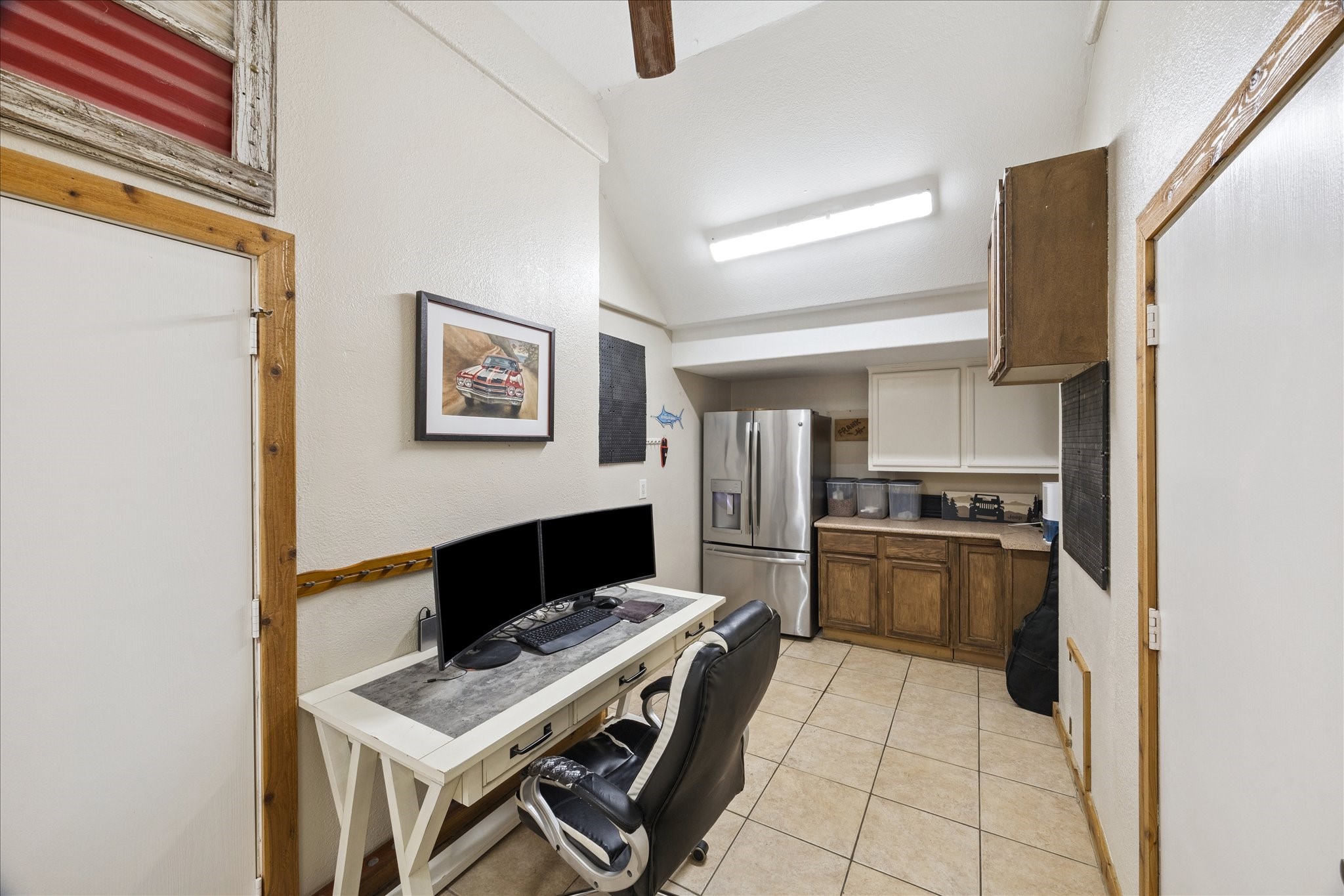 extra office area