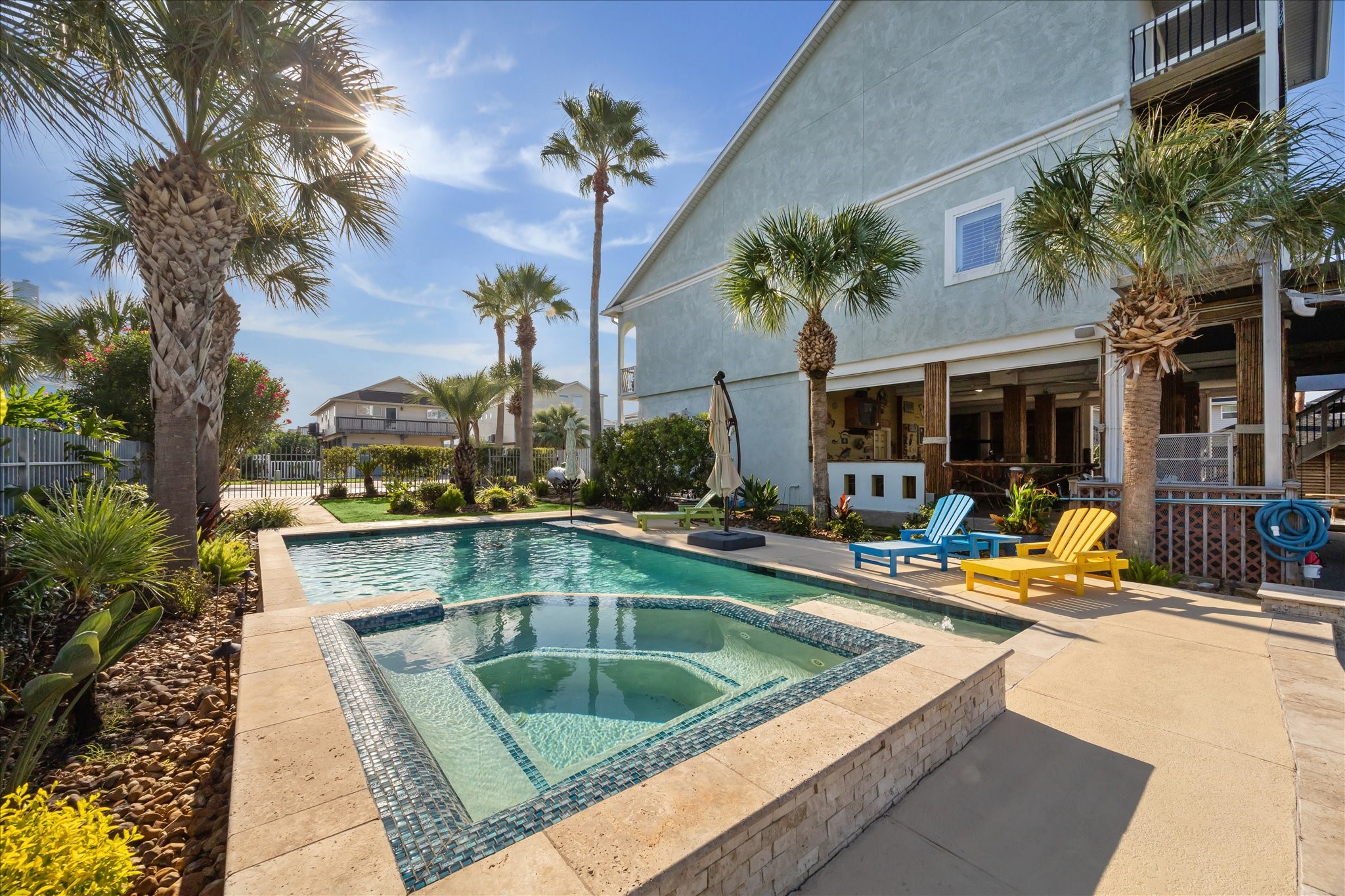 oversized hot tub to enjoy with lots of friends and watch the sunsets