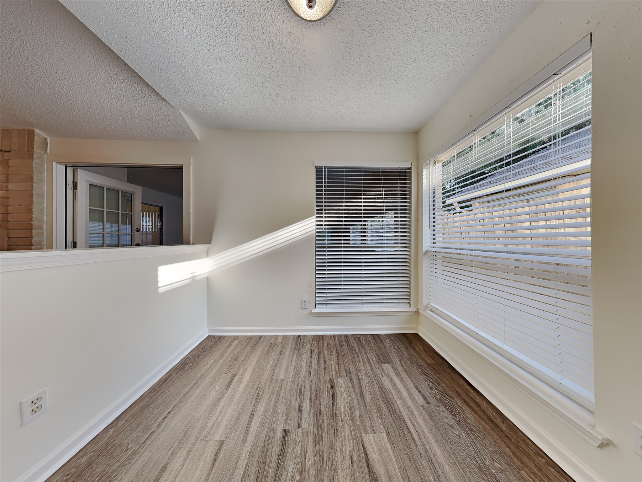 15839 Barbarossa Drive, Houston, TX 77083