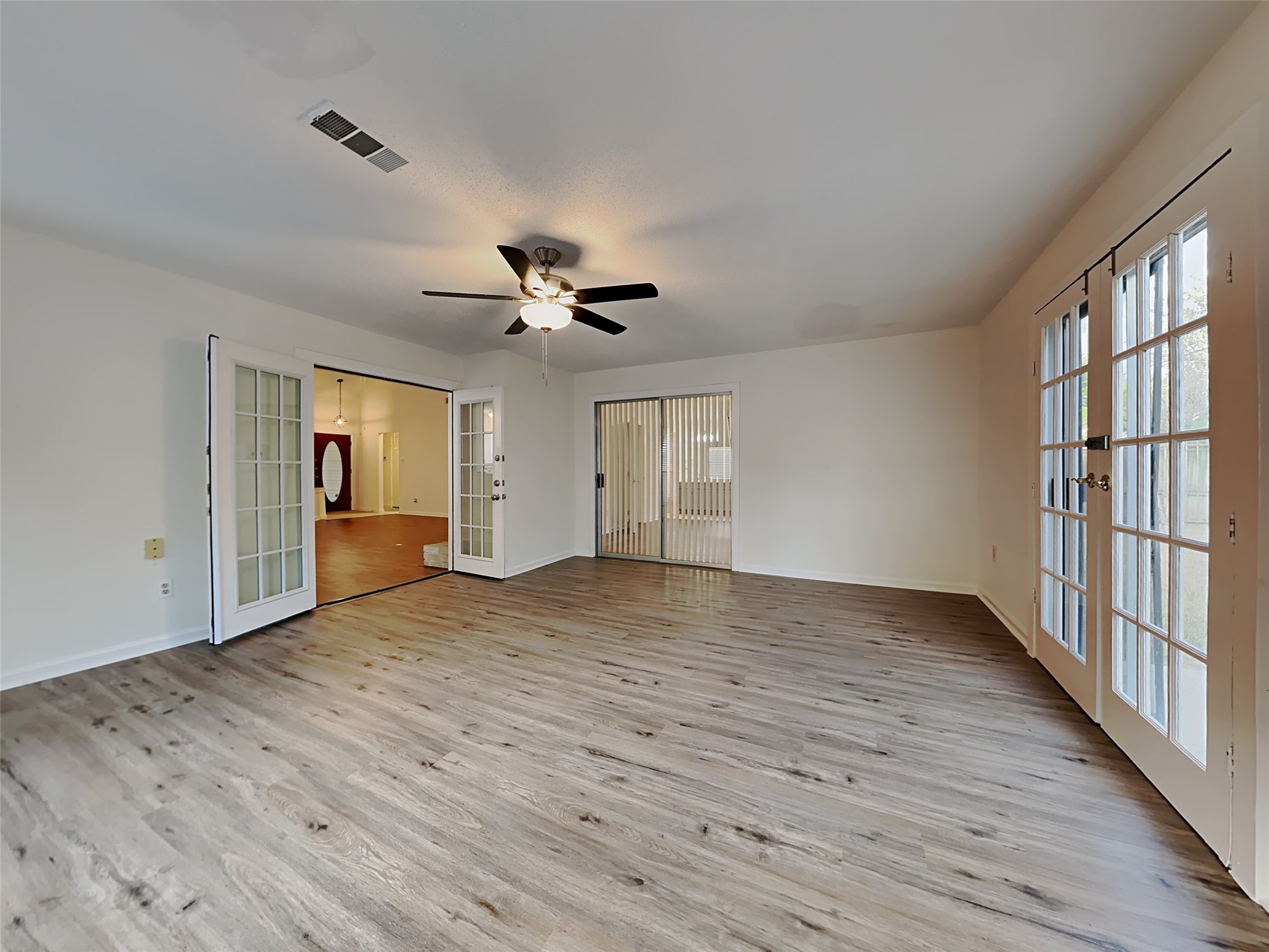 15839 Barbarossa Drive, Houston, TX 77083
