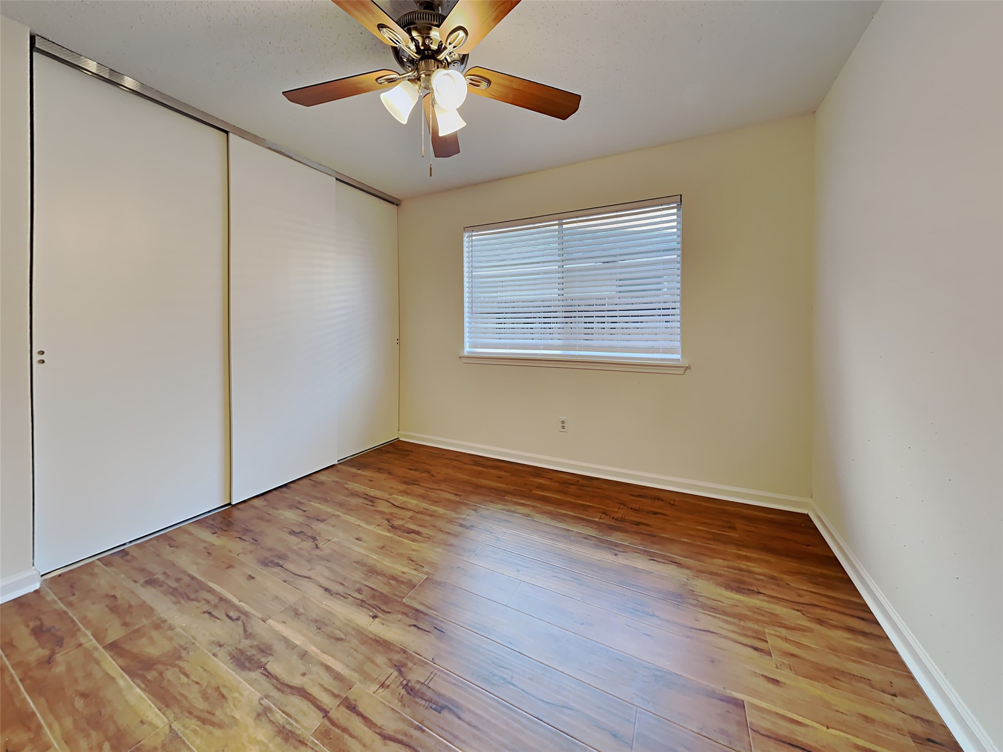 15839 Barbarossa Drive, Houston, TX 77083