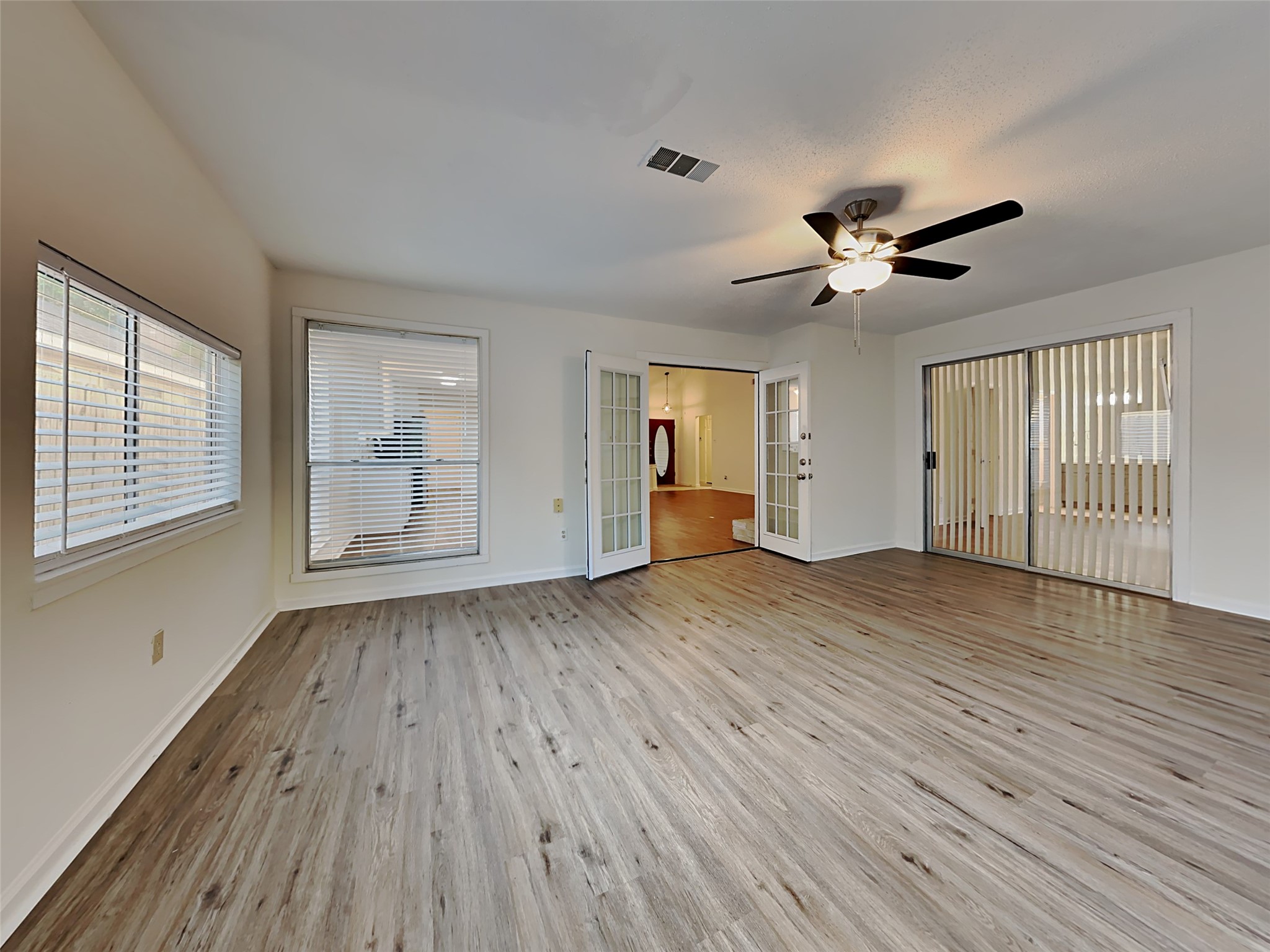 15839 Barbarossa Drive, Houston, TX 77083