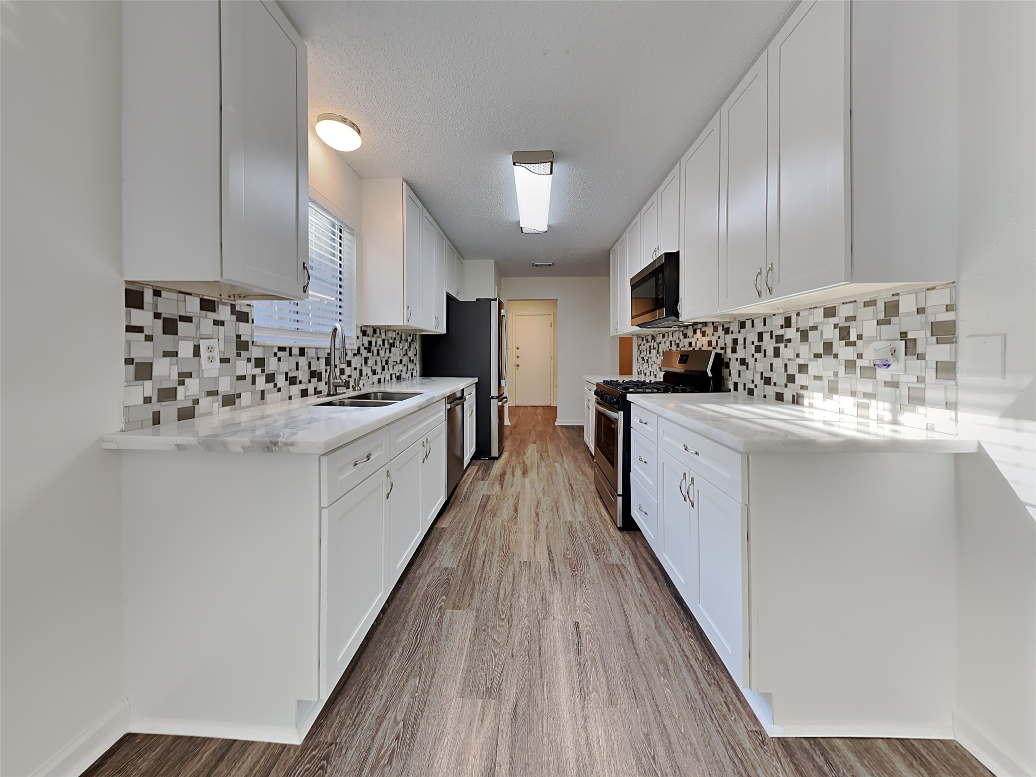 15839 Barbarossa Drive, Houston, TX 77083