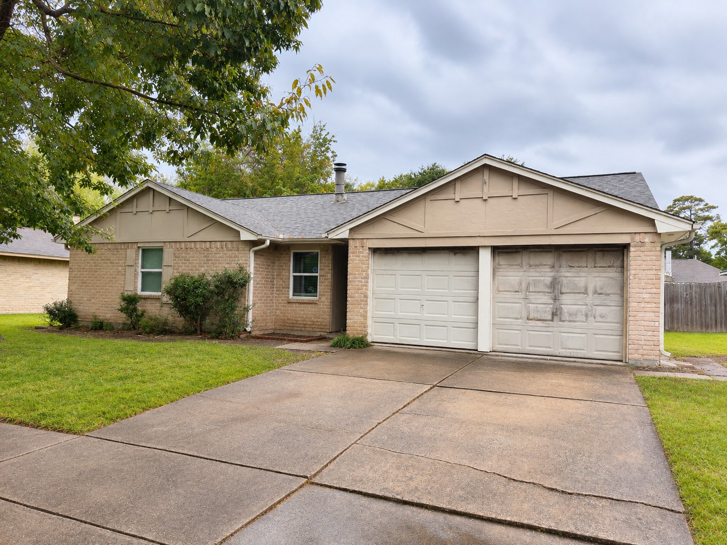 22215 Oakhill Gate Drive, Spring, TX 77373 22215 Oakhill Gate Drive, Spring, TX 77373