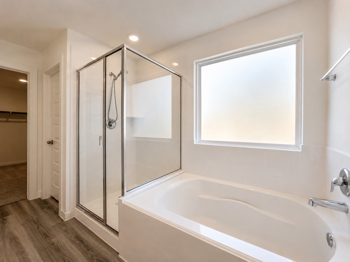 Bath room - Tub