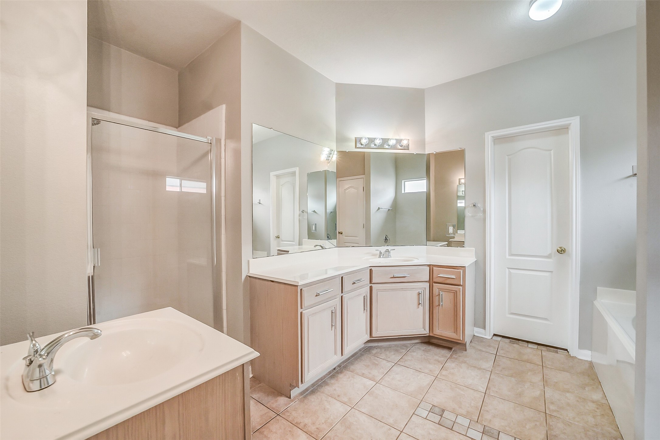 7002 Plaza Del Sol Drive, Houston, TX 77083