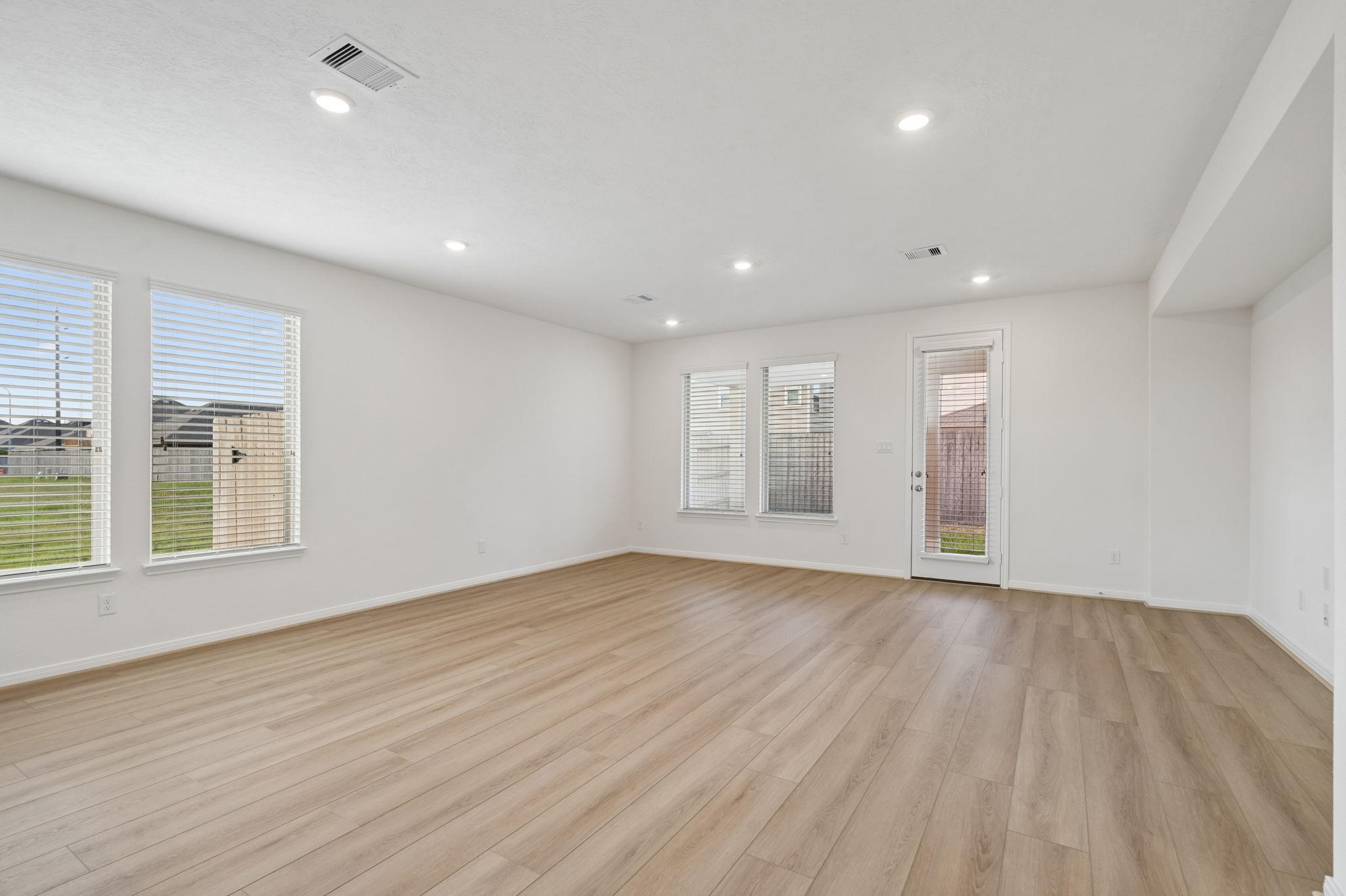 25318 Tanner Falls Drive Drive, Richmond, TX 77406
