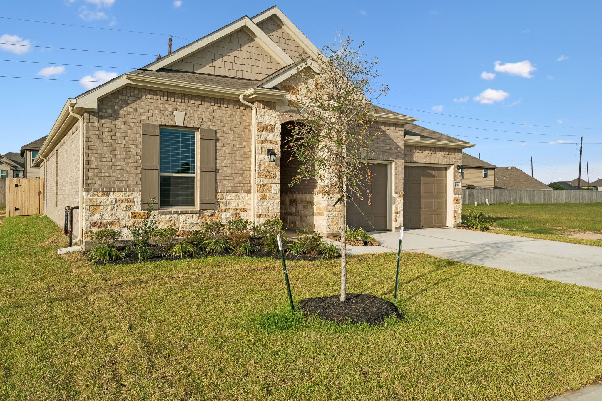 25318 Tanner Falls Drive Drive, Richmond, TX 77406