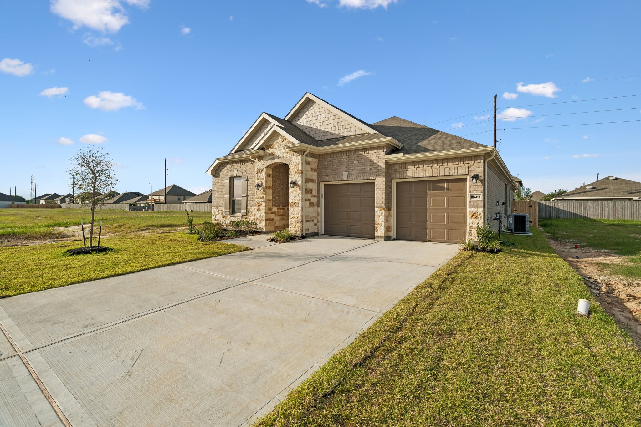 25318 Tanner Falls Drive Drive, Richmond, TX 77406