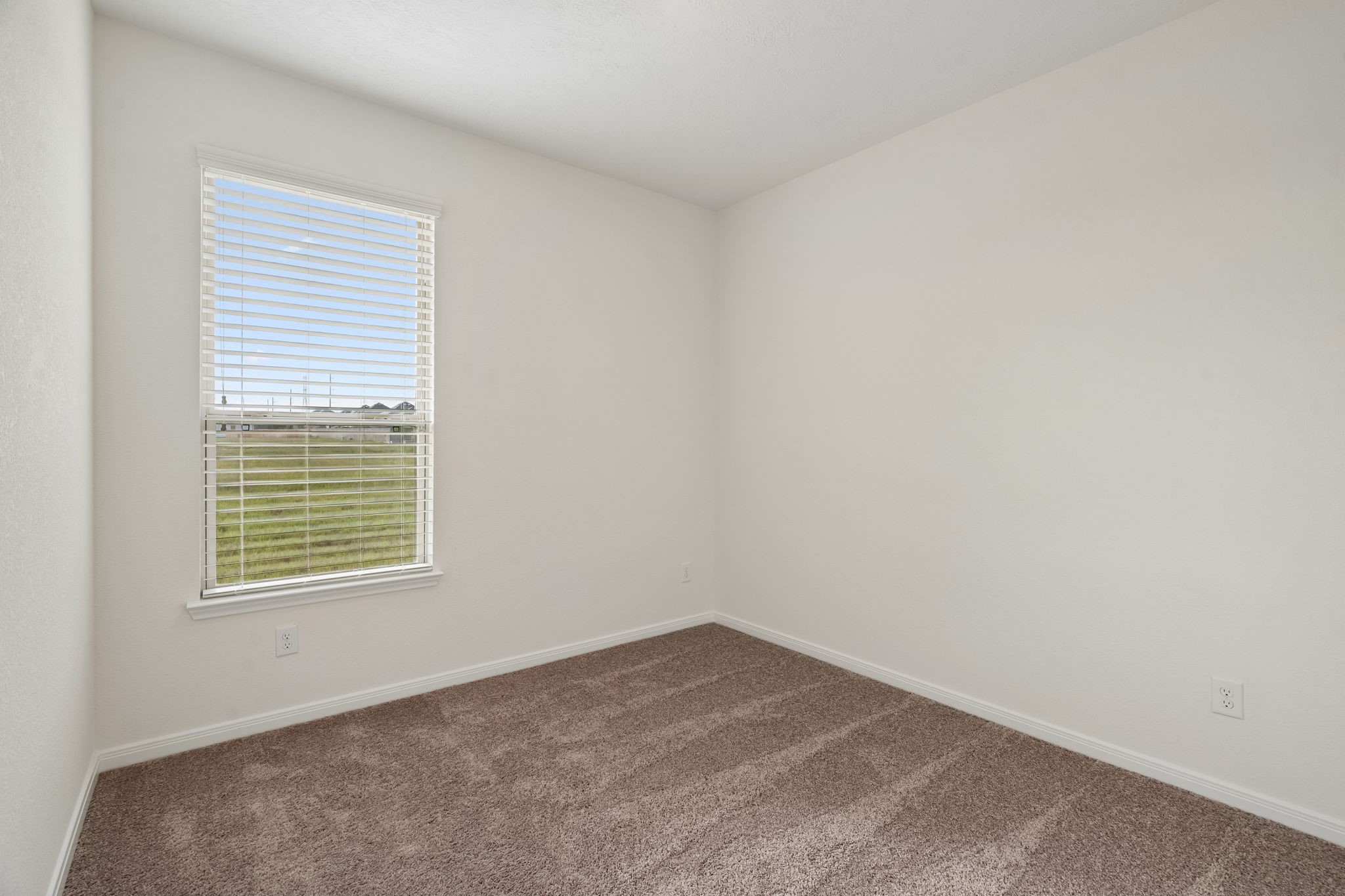 25318 Tanner Falls Drive Drive, Richmond, TX 77406
