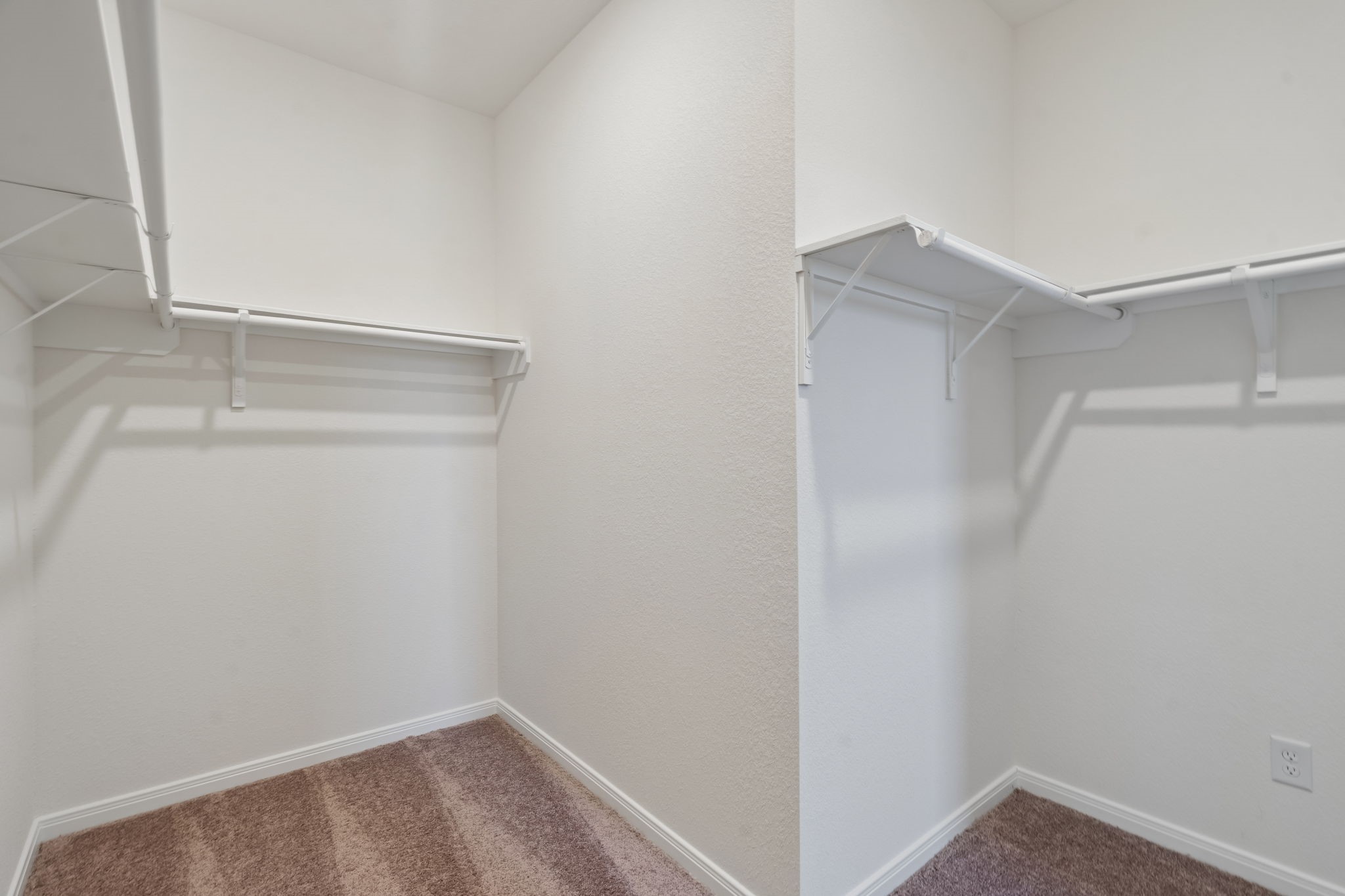 25318 Tanner Falls Drive Drive, Richmond, TX 77406