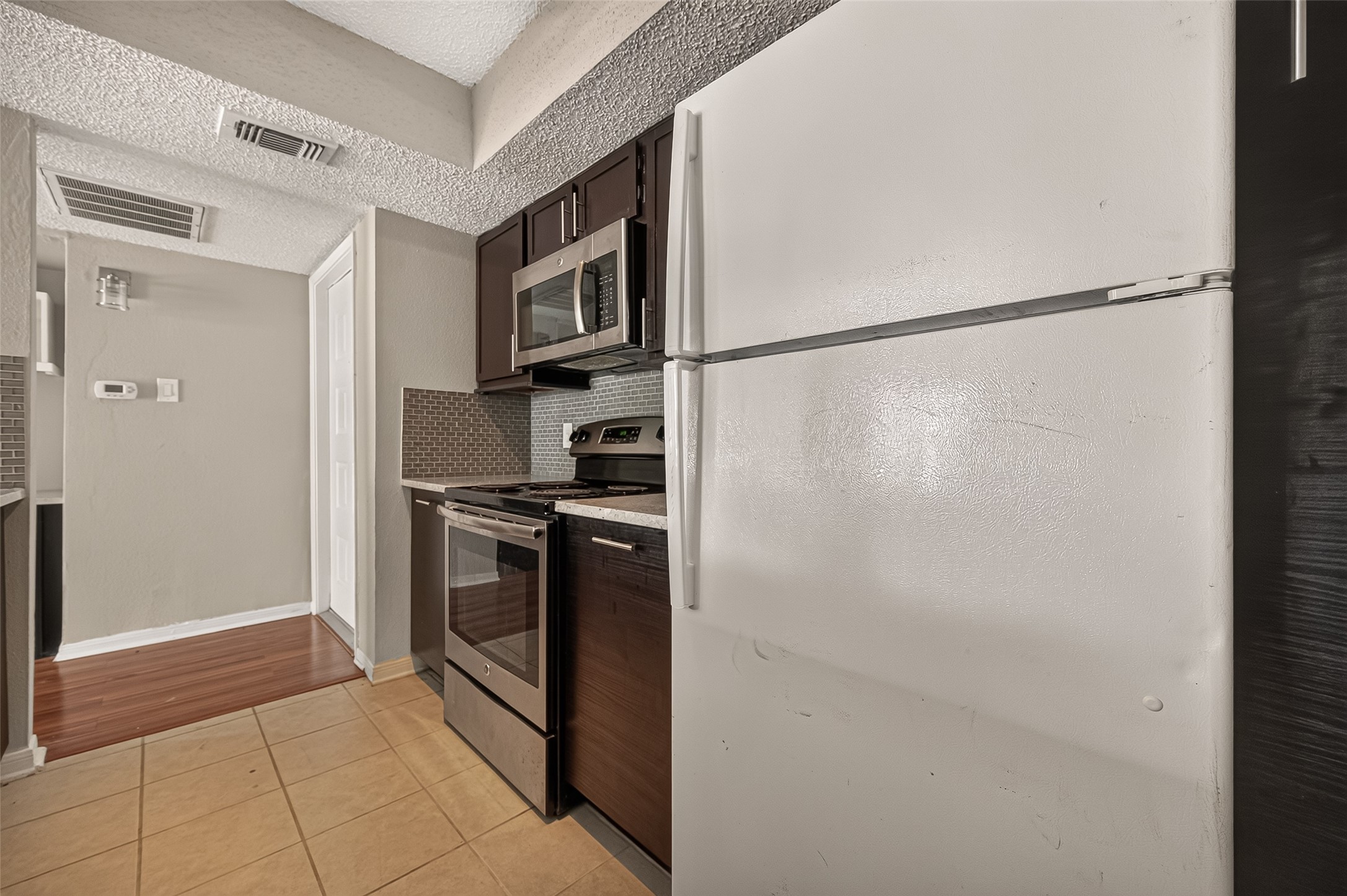 2818 S Bartell Drive, #13, Houston, TX 77054 2818 S Bartell Drive, #13, Houston, TX 77054