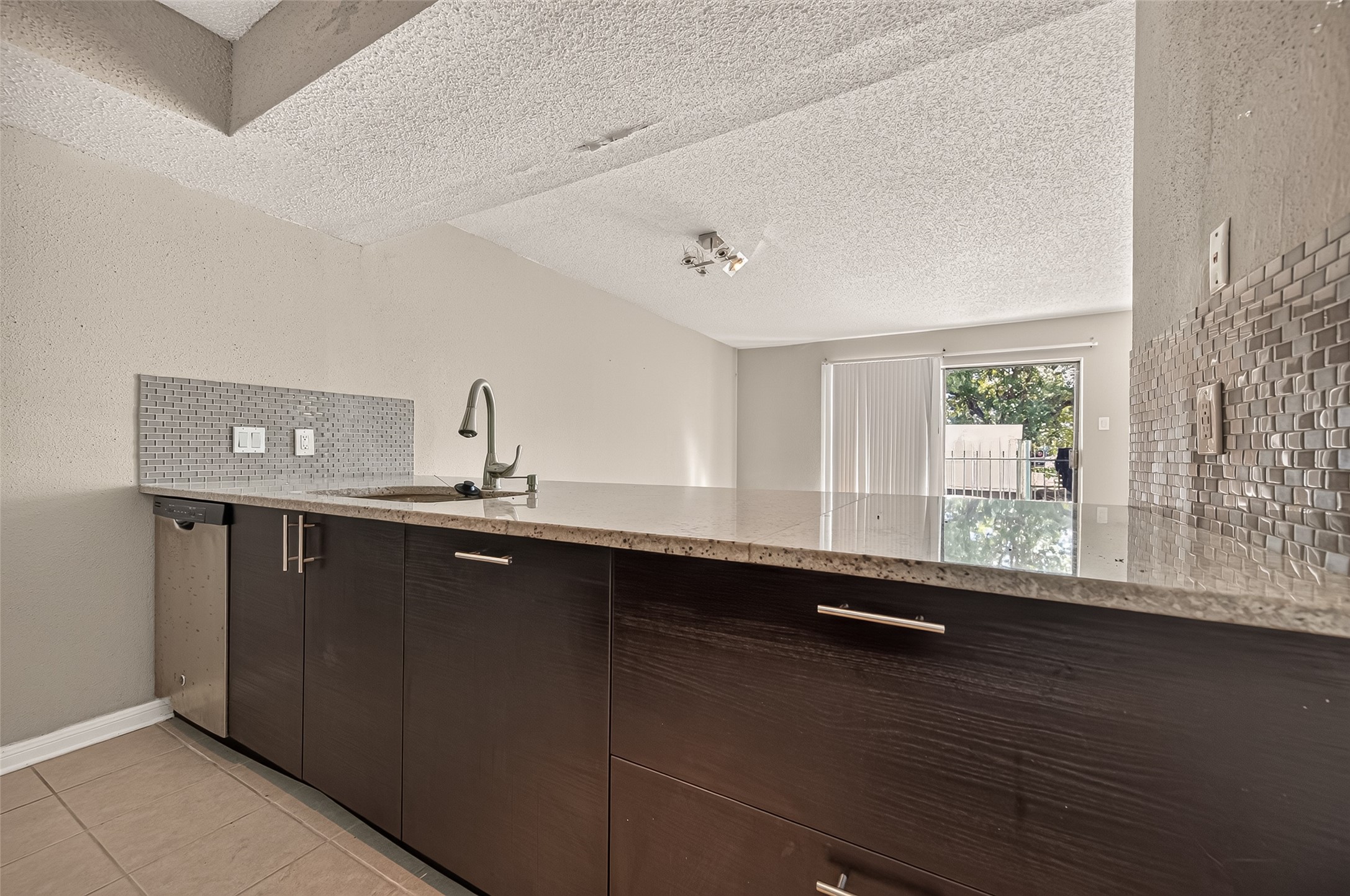 2818 S Bartell Drive, #13, Houston, TX 77054