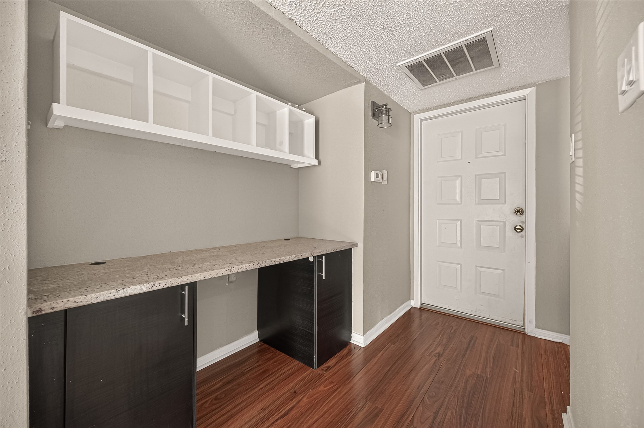 2818 S Bartell Drive, #13, Houston, TX 77054 2818 S Bartell Drive, #13, Houston, TX 77054