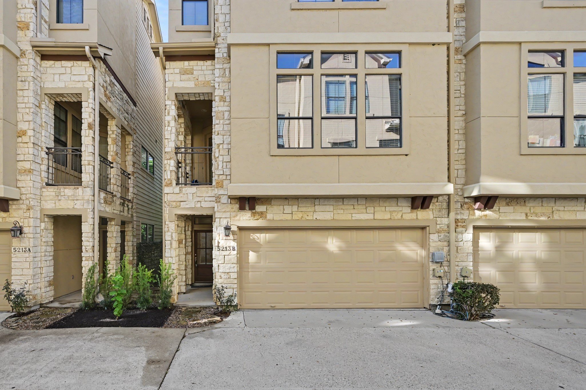 5213 Eigel Street, #B, Houston, TX 77007