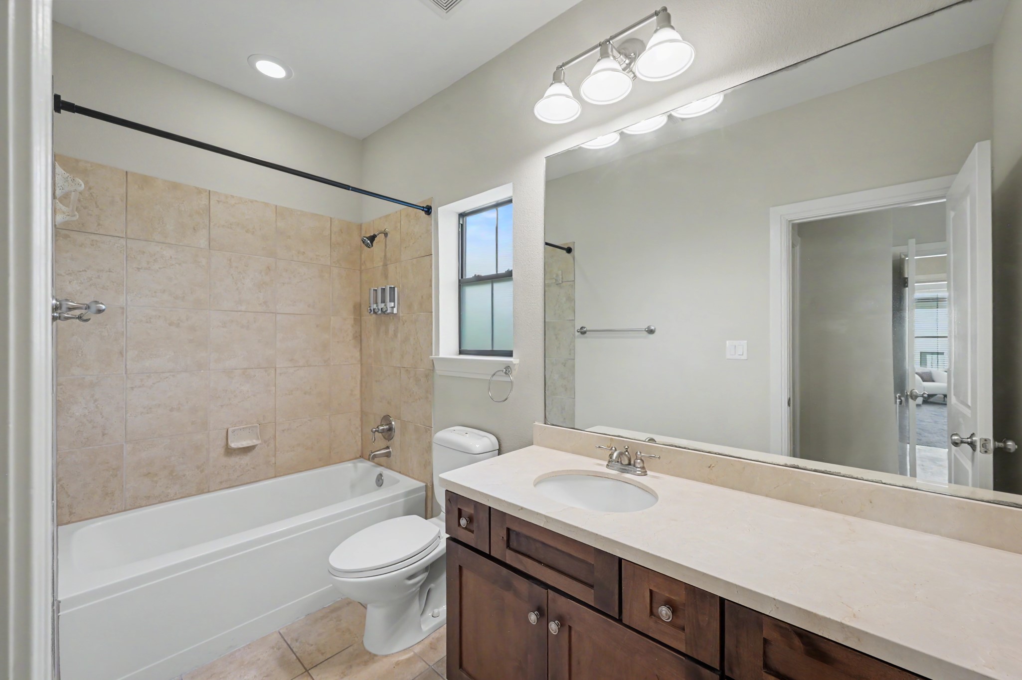 5213 Eigel Street, #B, Houston, TX 77007