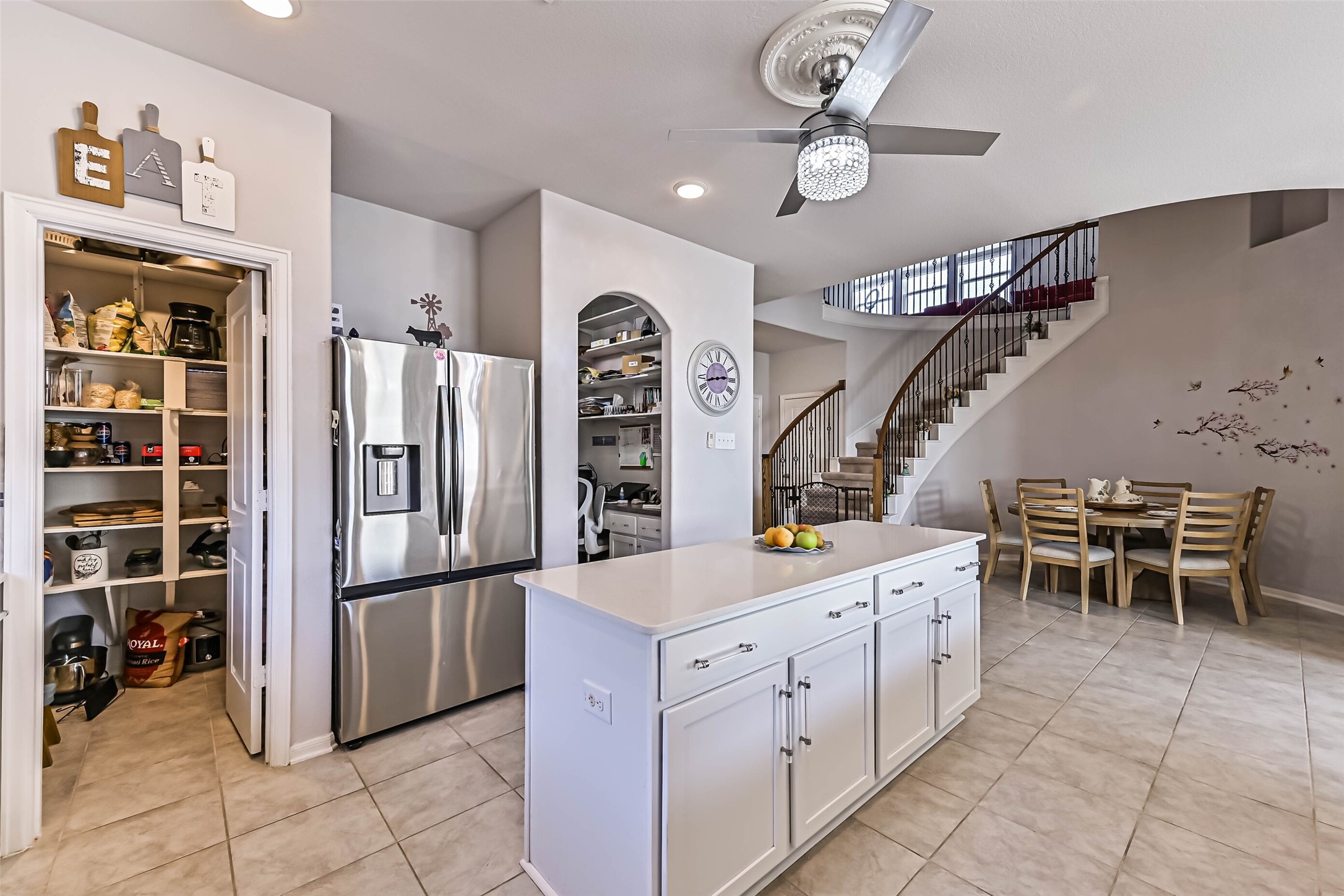12527 Jetty Cove Drive, Texas City, TX 77568