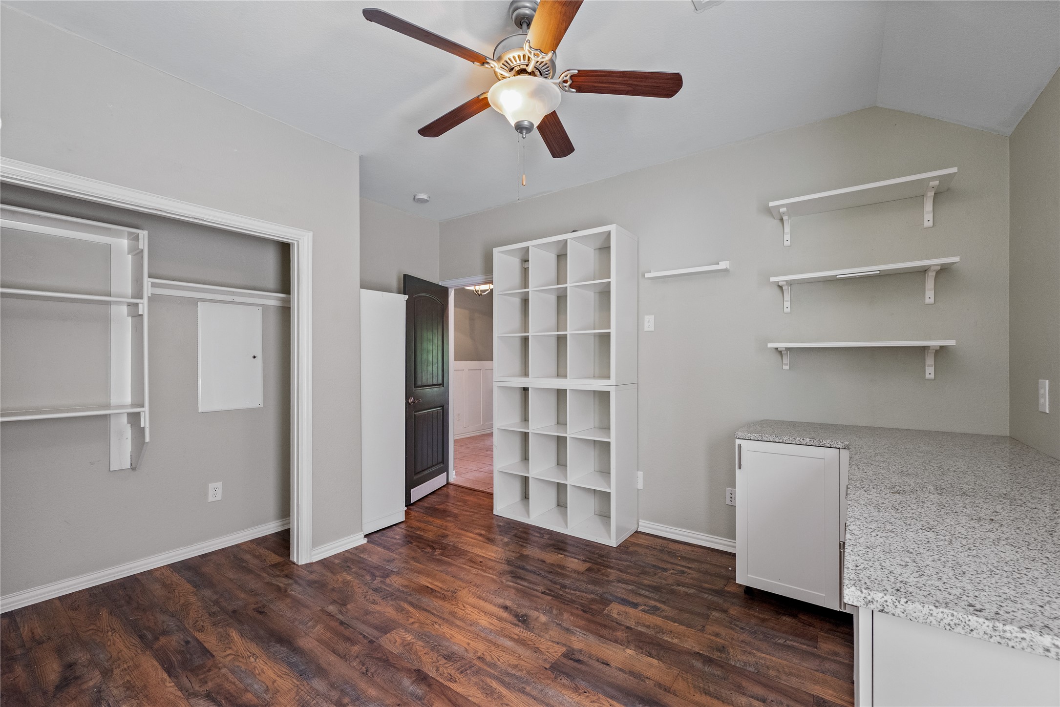 Office/Flex/ 4th bed