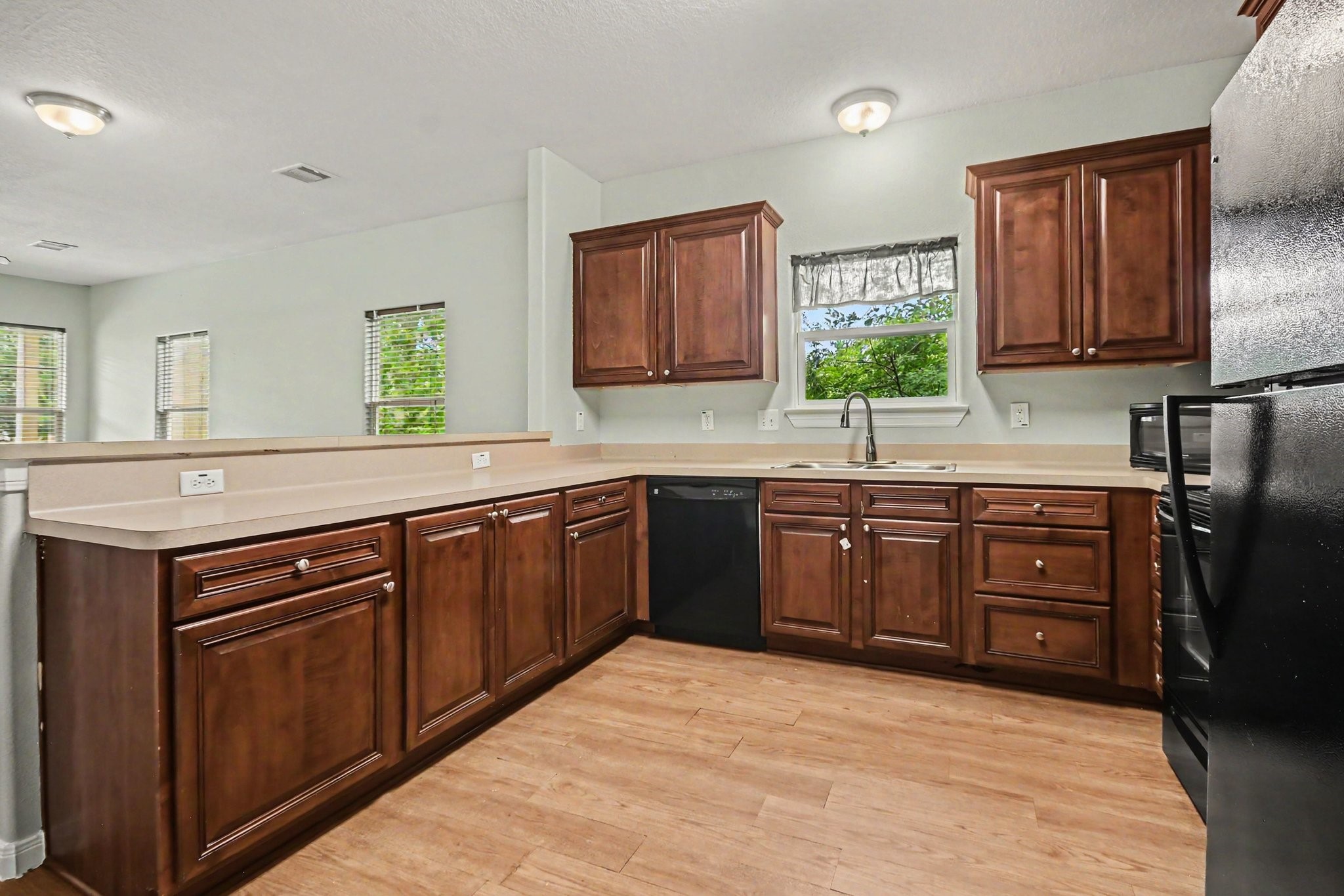 5813 David Street, Texas City, TX 77539 5813 David Street, Texas City, TX 77539