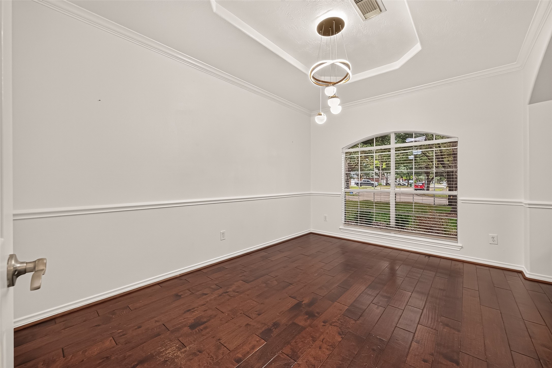 10335 Sablebrook Lane, Houston, TX 77095