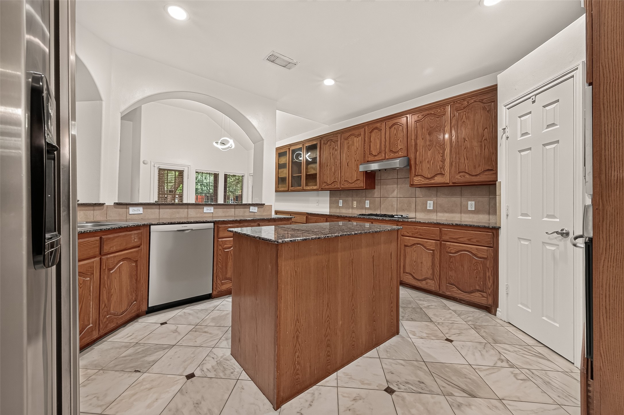 10335 Sablebrook Lane, Houston, TX 77095