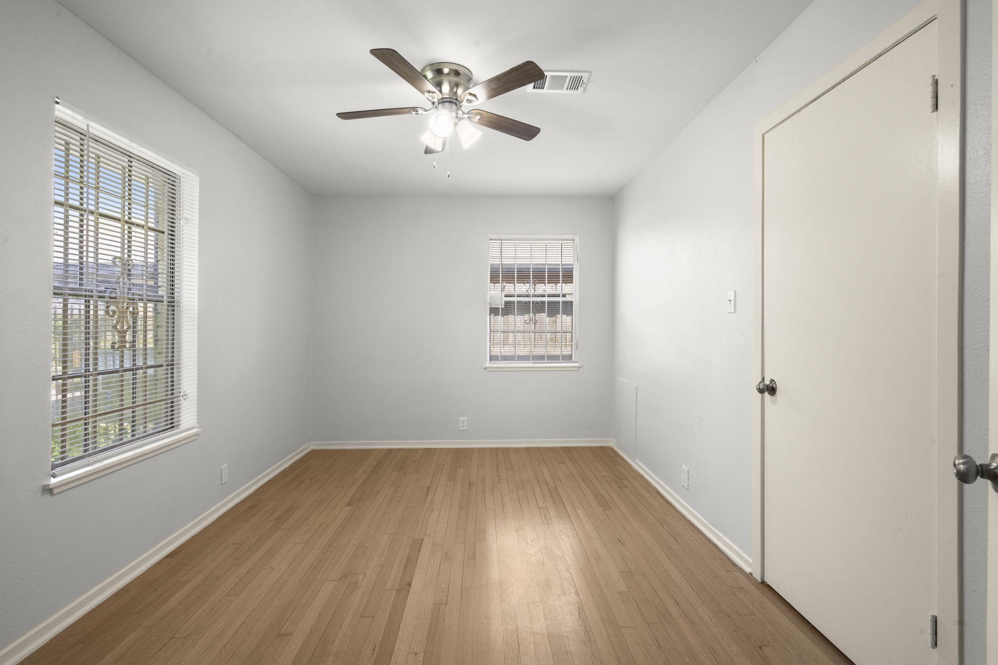 4326 Akard Street, Houston, TX 77047