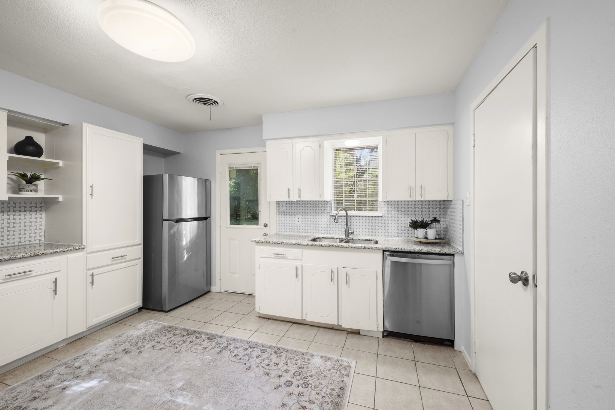 4326 Akard Street, Houston, TX 77047