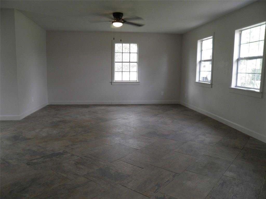 12617 Sunset Circle, Santa Fe, TX 77510