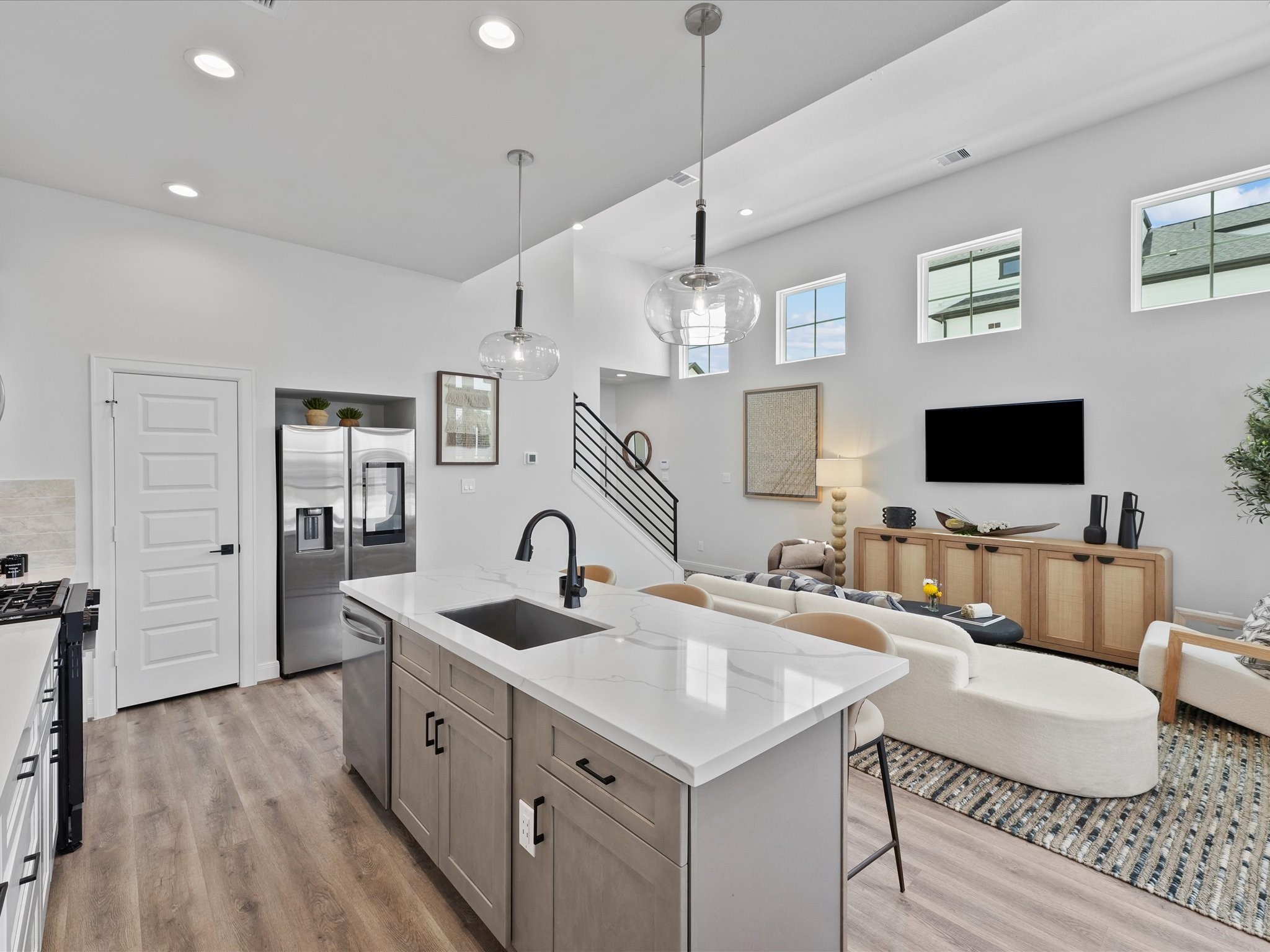 9216 Washington Heights Street, Houston, TX 77063