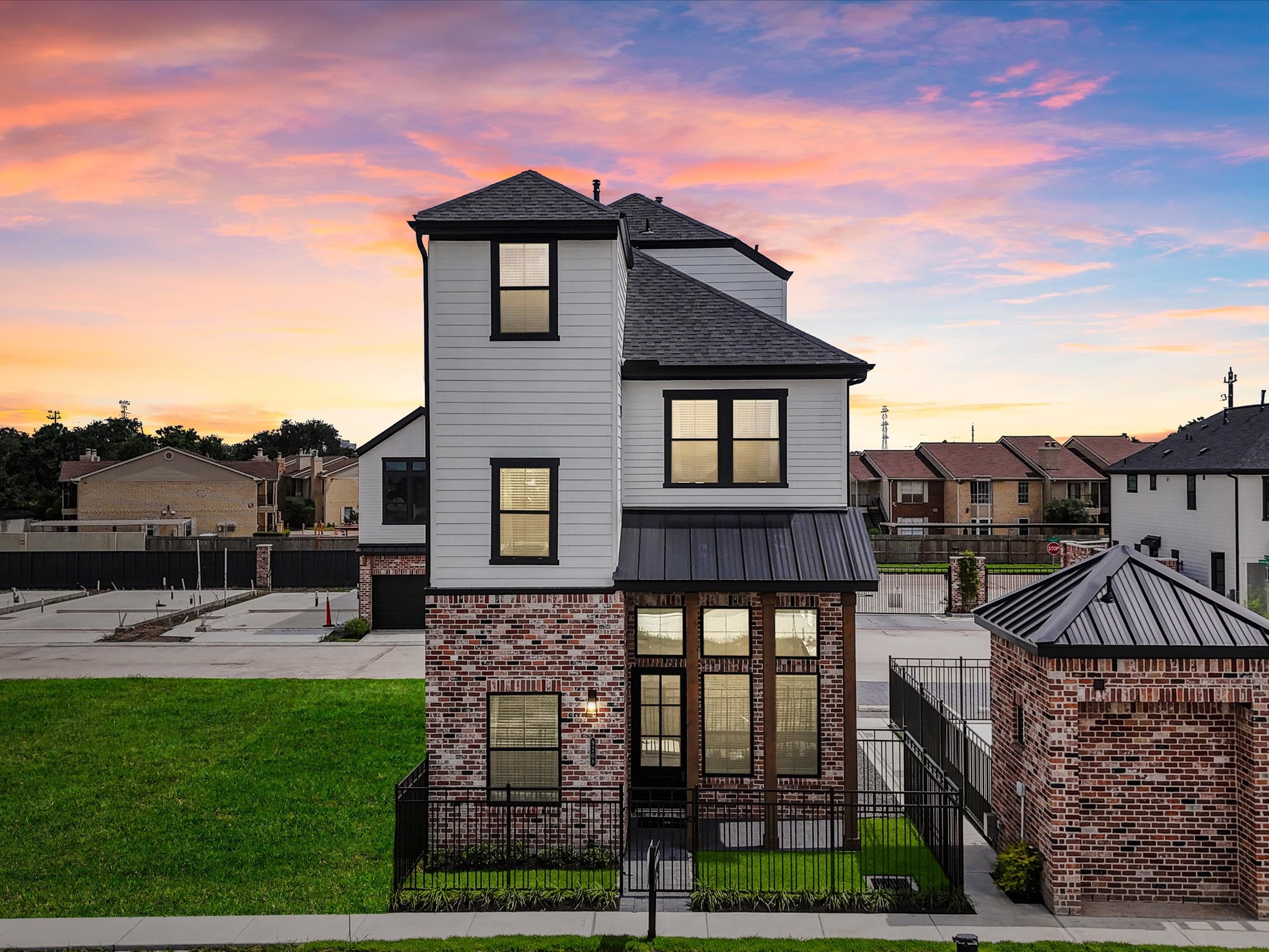 9216 Washington Heights Street, Houston, TX 77063