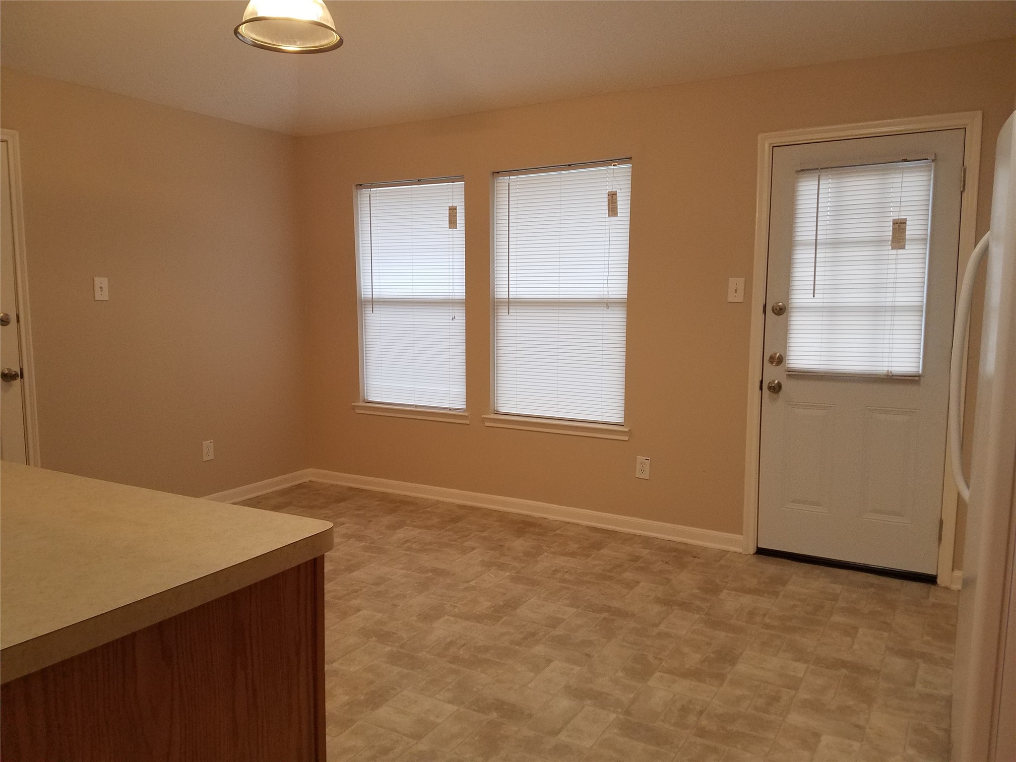 5494 S Buffalo Circle, Willis, TX 77378 5494 S Buffalo Circle, Willis, TX 77378