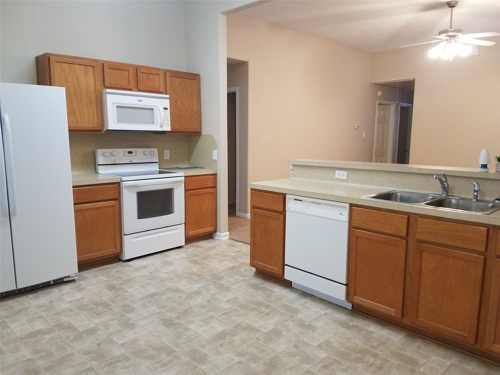 5494 S Buffalo Circle, Willis, TX 77378 5494 S Buffalo Circle, Willis, TX 77378