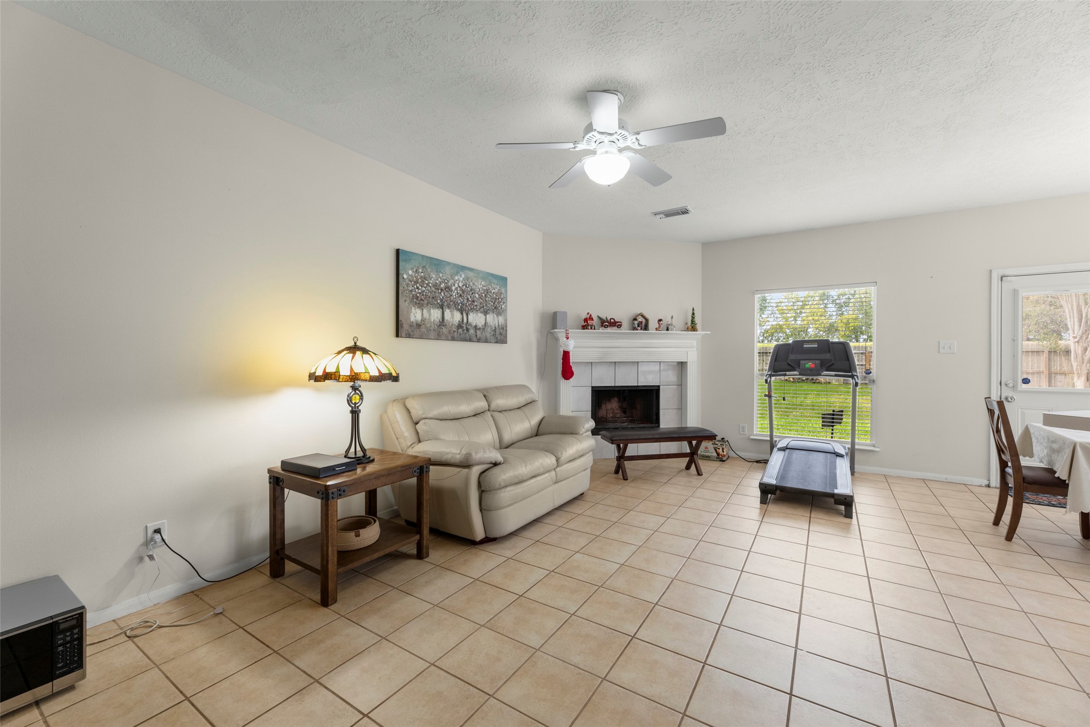 522 High Meadows Drive, Sugar Land, TX 77479